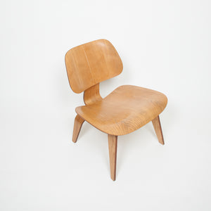SOLD Eames Herman Miller Early 1950's LCW Plywood Lounge Chair Original Calico Ash
