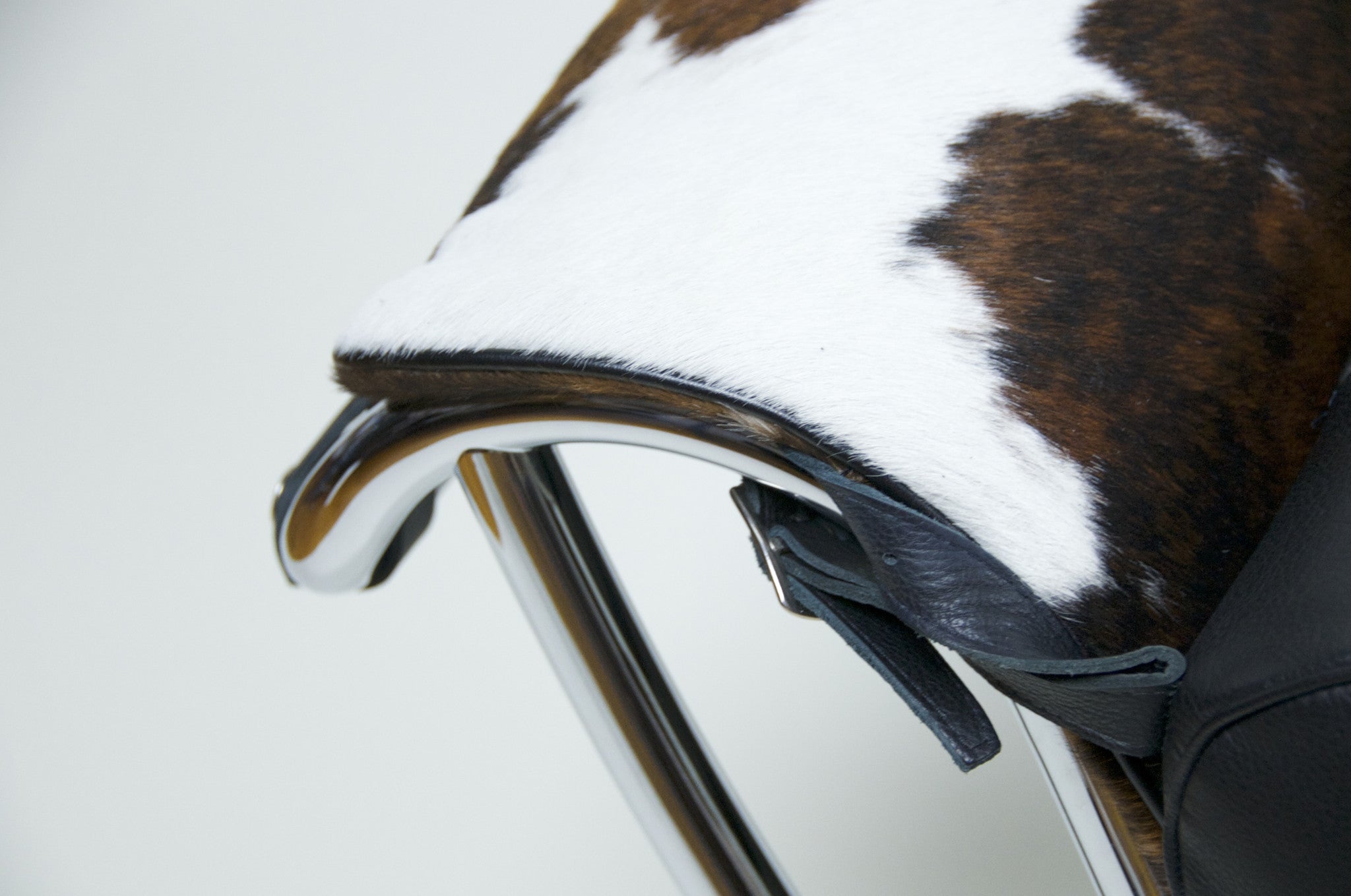 SOLD Cassina Le Corbusier LC4 Cowhide Lounge Chair