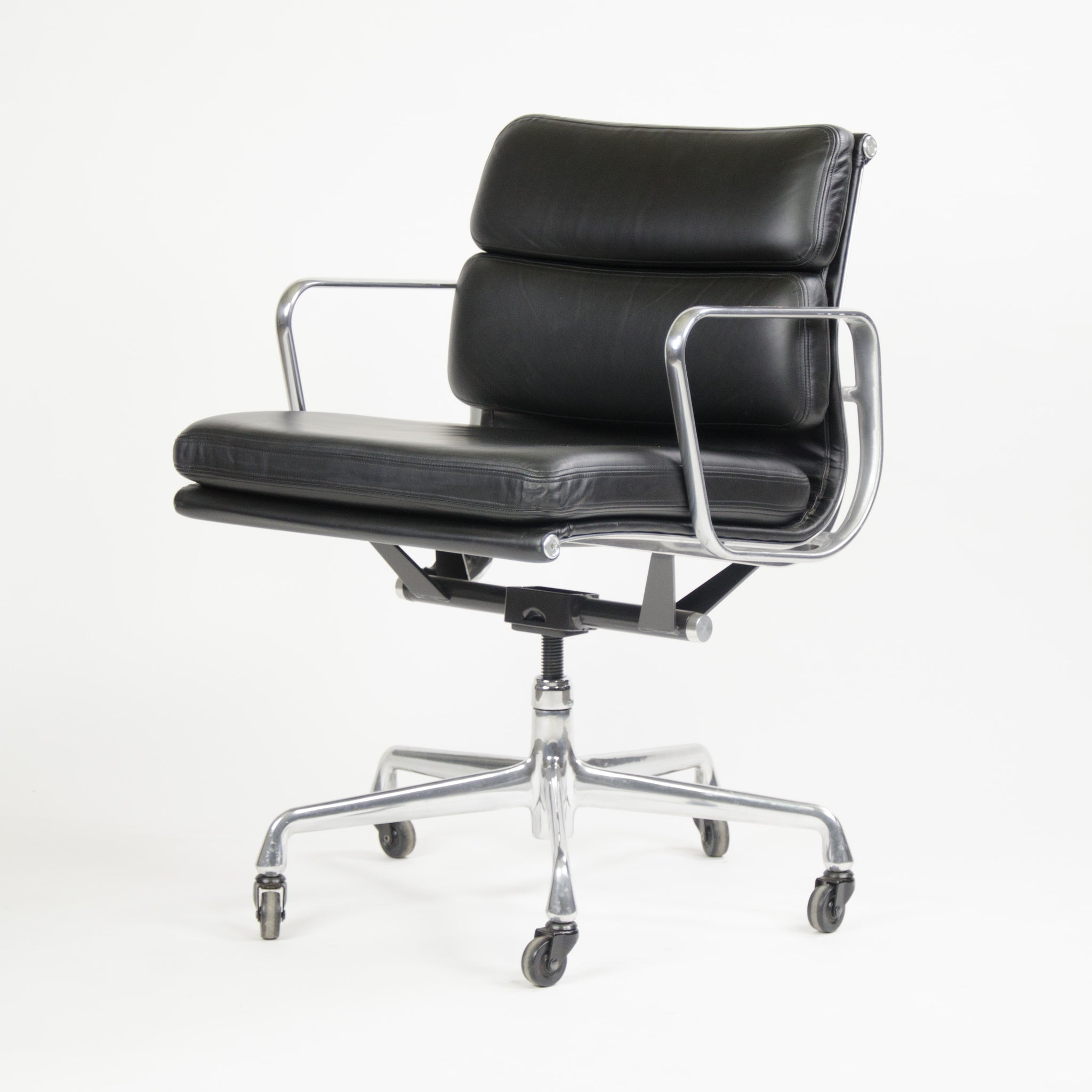 SOLD Herman Miller Eames Soft Pad Aluminum Group Chair Black Leather 2006 MINT