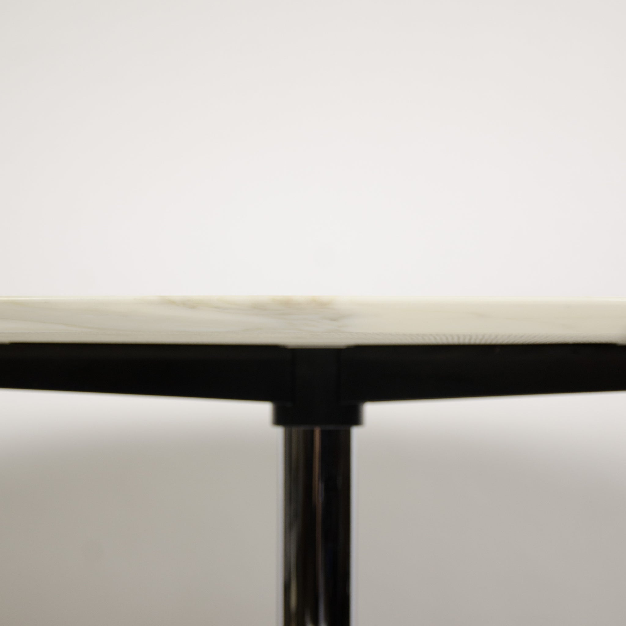 2007 Florence Knoll 78 in Calacatta Marble Dining Conference Table 1x Available
