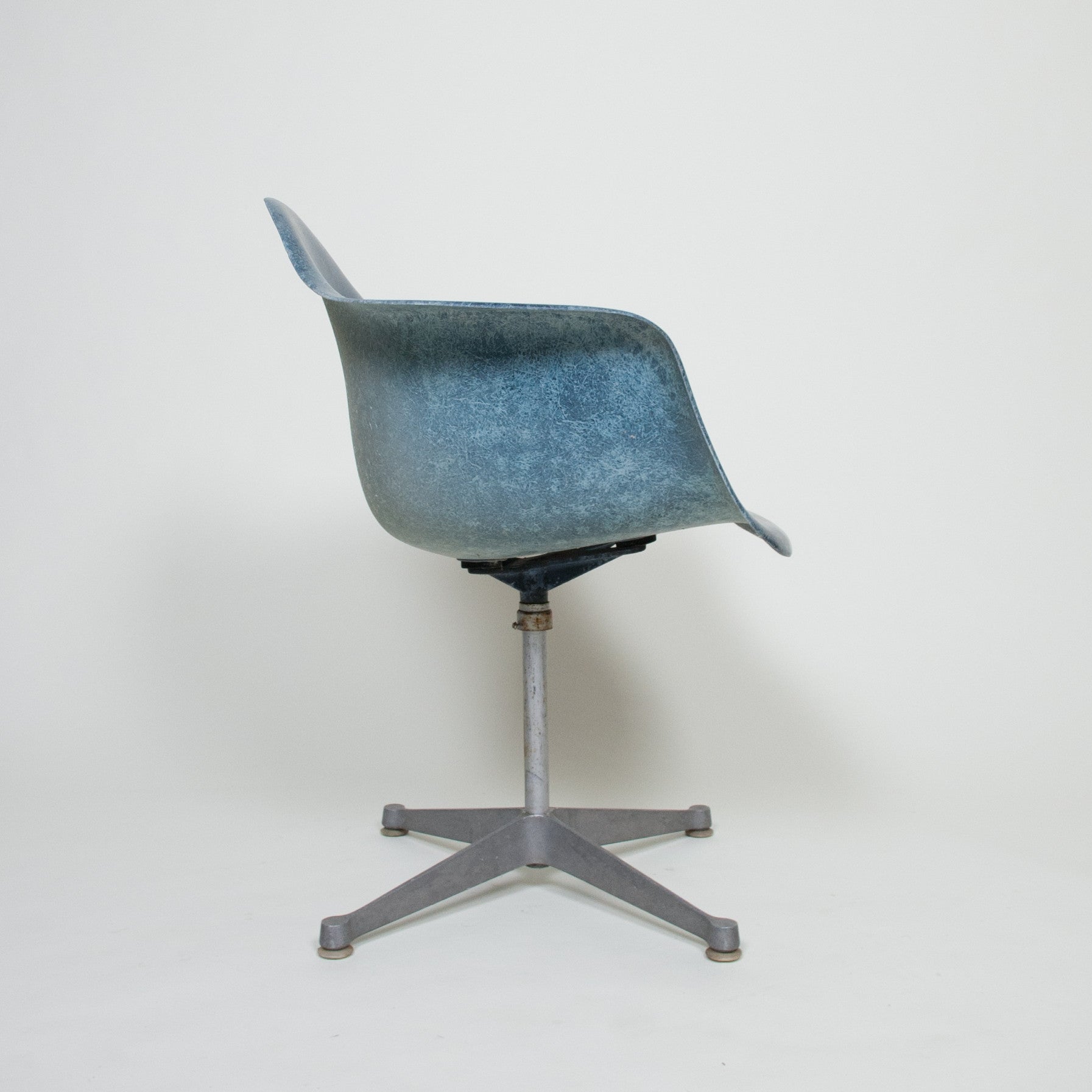SOLD Rare Vintage Herman Miller Eames Navy Blue Fiberglass Armshell Chairs 5 Available