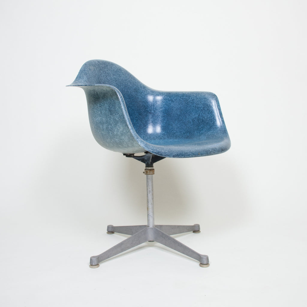 SOLD Rare Vintage Herman Miller Eames Navy Blue Fiberglass Armshell Chairs 5 Available