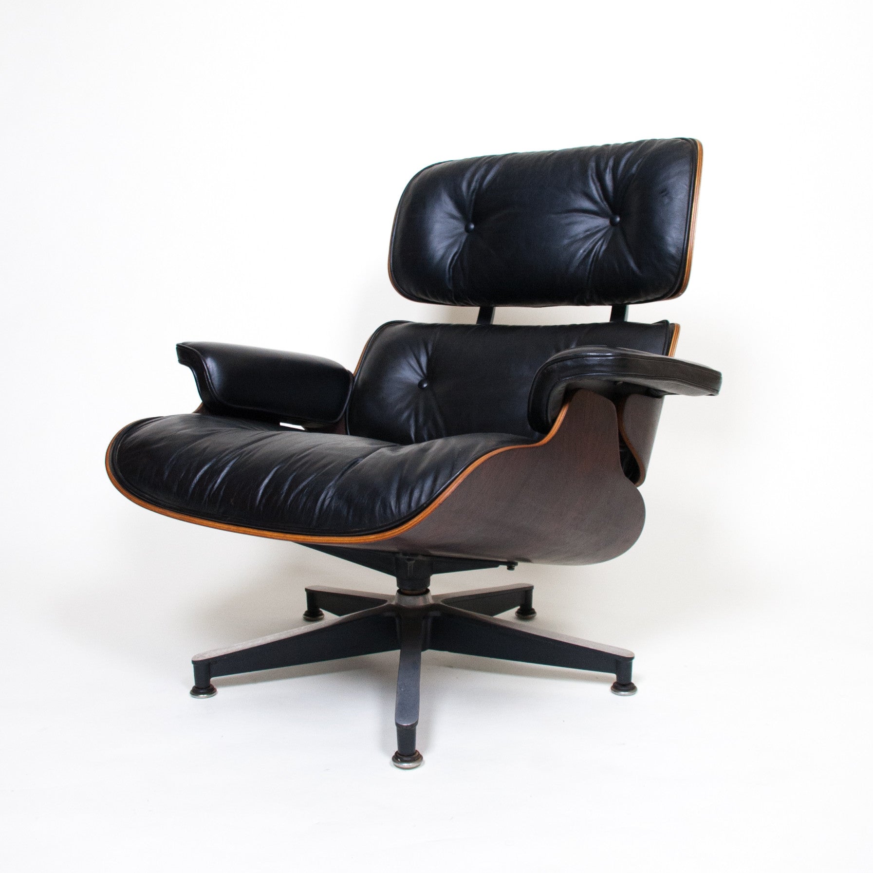 SOLD 1971 Herman Miller Eames Lounge Chair & Ottoman Rosewood 670 671