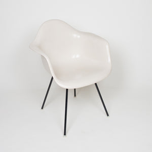 SOLD Eames Herman Miller Ivory Fiberglass Shell Chair Arm Shell Mint Condition