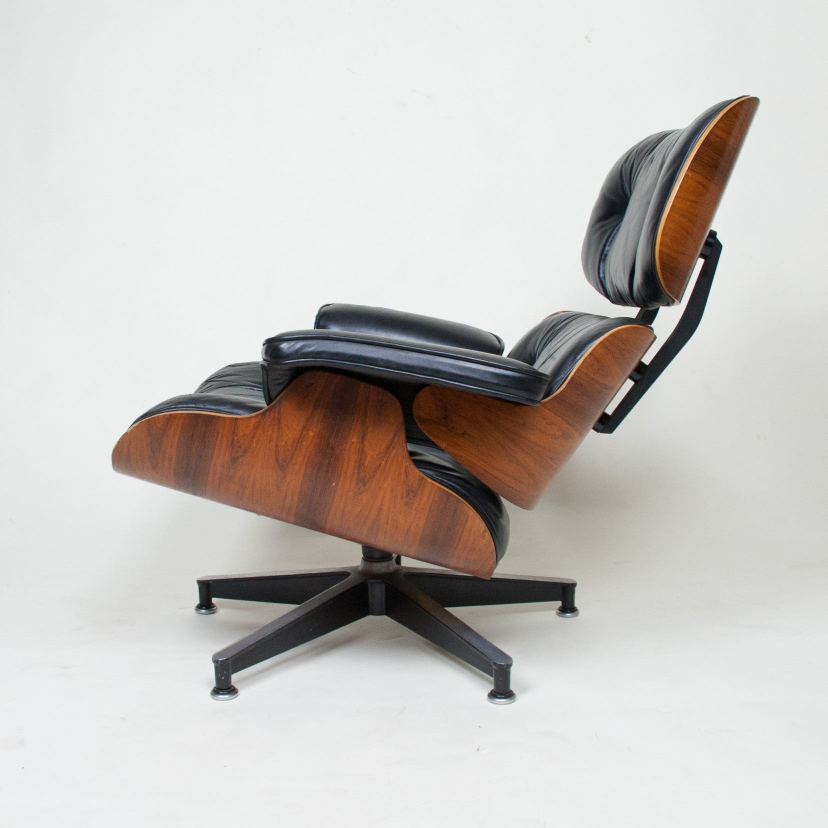 SOLD 1970's Herman Miller Eames Lounge Chair & Ottoman Rosewood 670 671