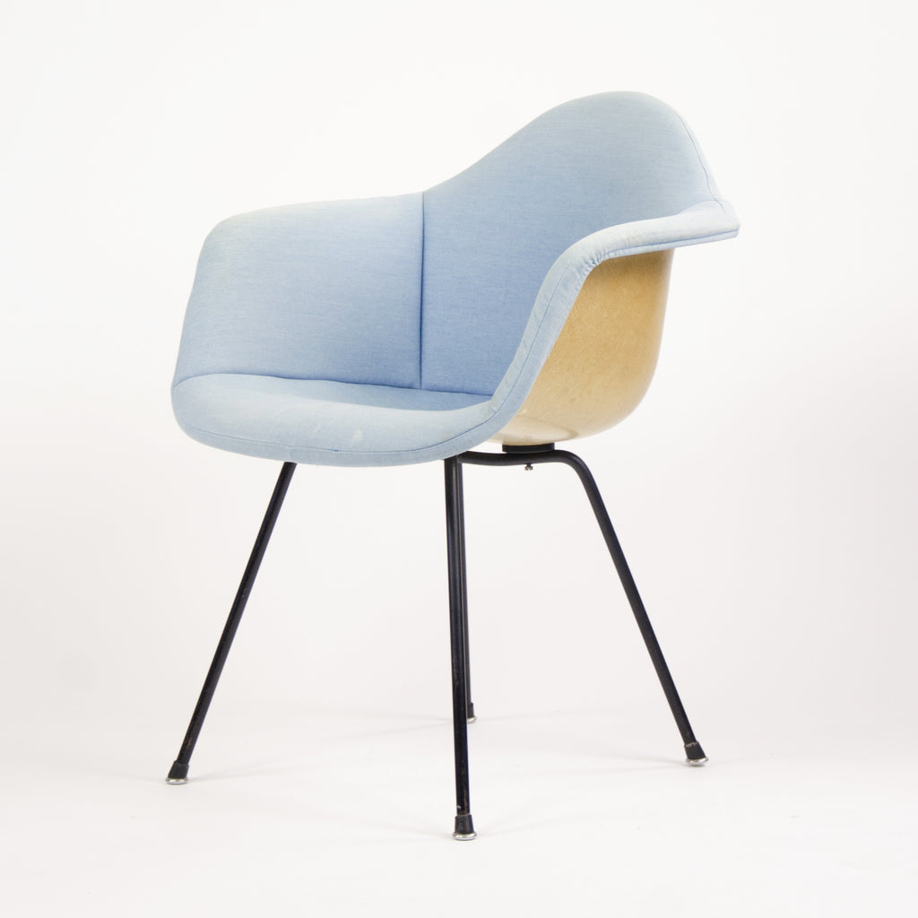 SOLD Eames Herman Miller 1953 Butterscotch Fiberglass Arm Shell Chair DAX-1 Zenith