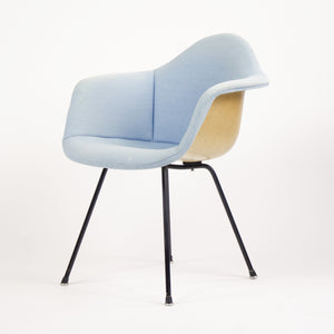 SOLD Eames Herman Miller 1953 Butterscotch Fiberglass Arm Shell Chair DAX-1 Zenith