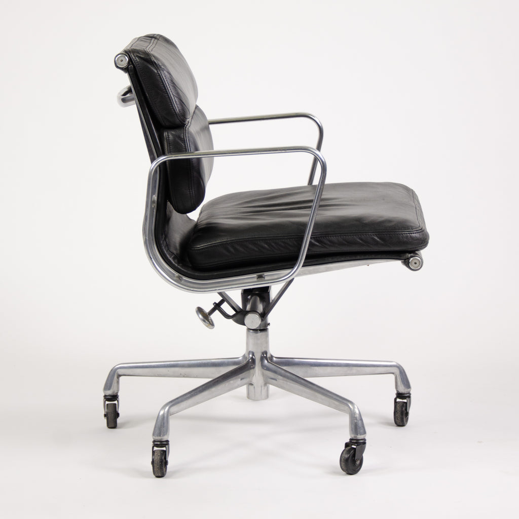 SOLD Herman Miller Eames Vintage Soft Pad Aluminum Group Chair Black Leather