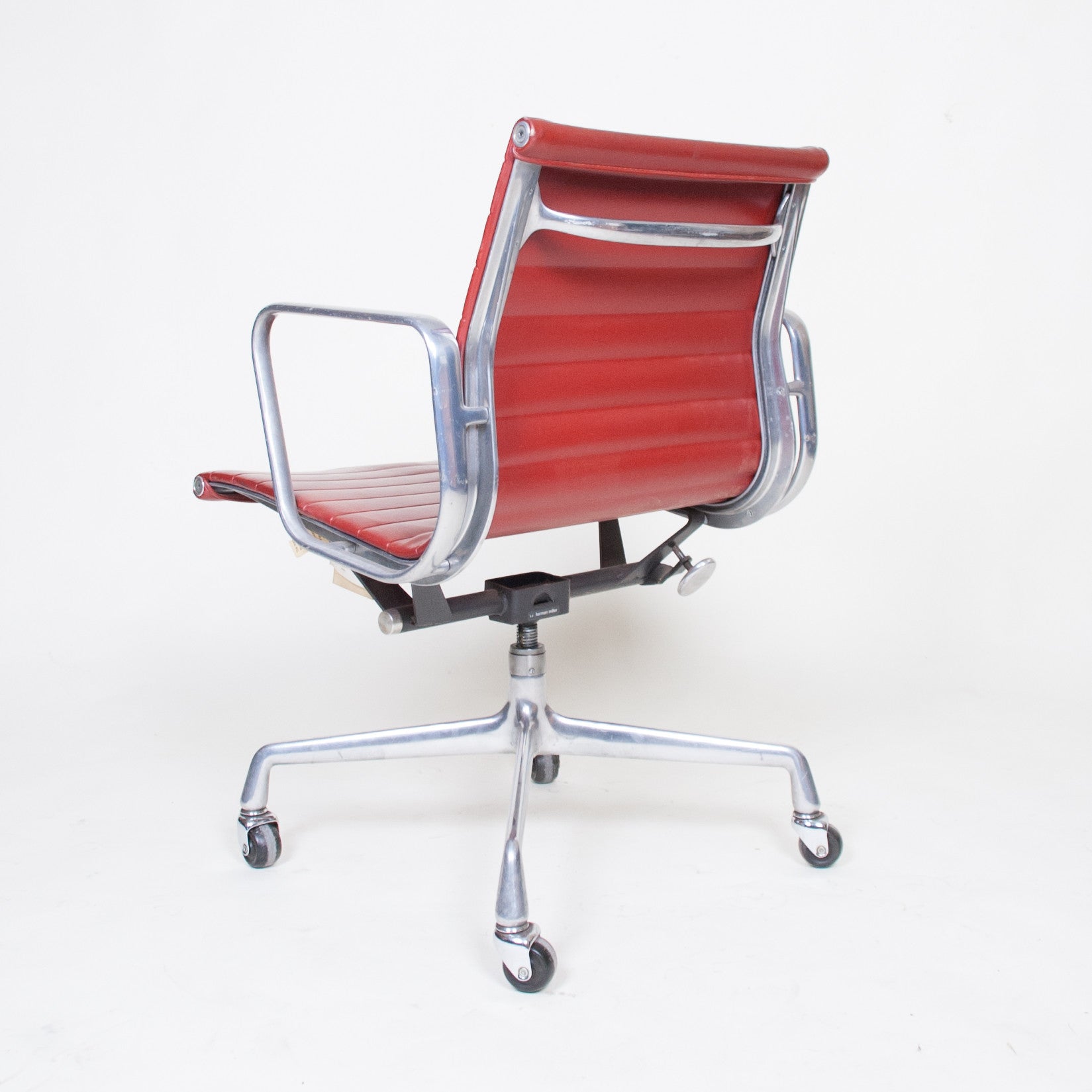 SOLD Herman Miller Eames Red Low Back Executive Aluminum Group Desk Chair