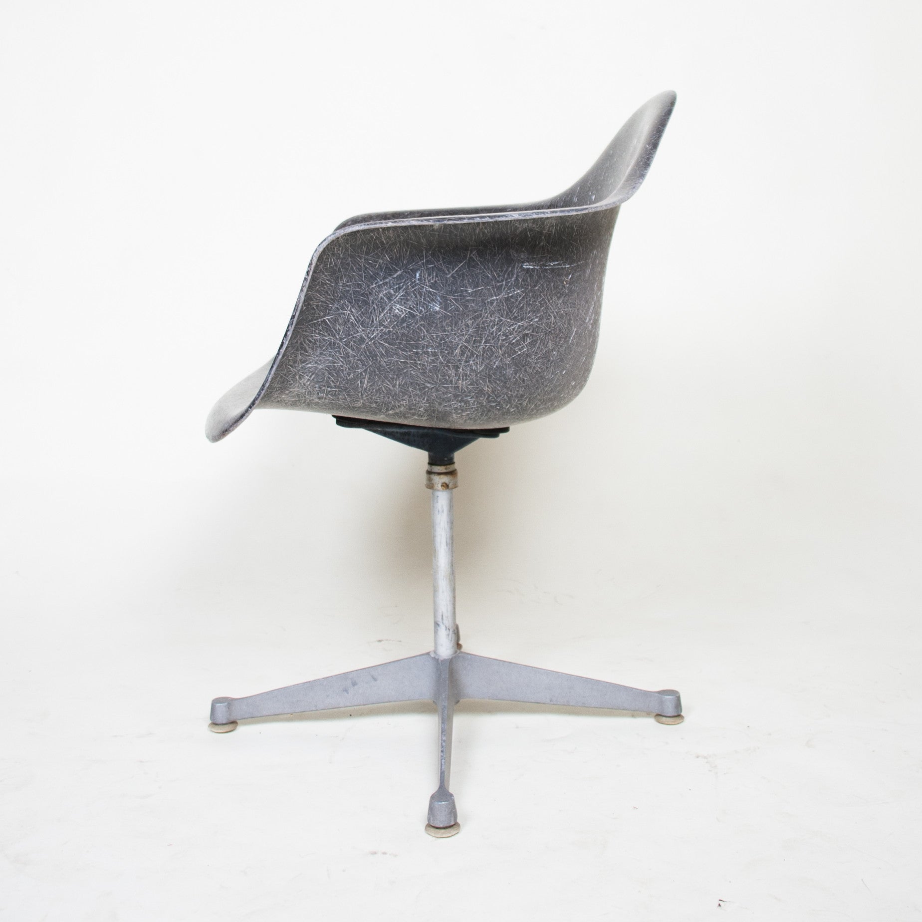 SOLD Herman Miller Eames Black/Grey Fiberglass Armshell Chair