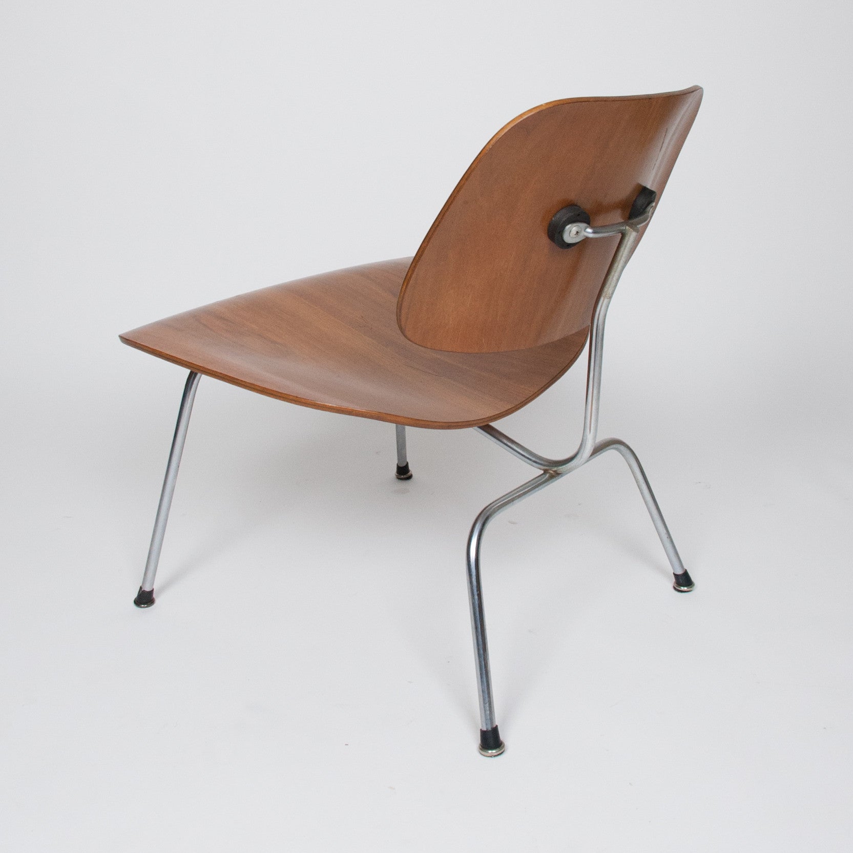 SOLD Eames Herman Miller Early 1950s Walnut LCM Lounge Chair