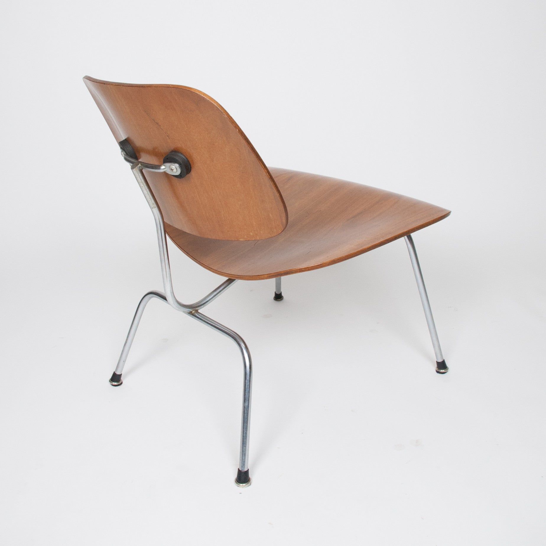 SOLD Eames Herman Miller Early 1950s Walnut LCM Lounge Chair