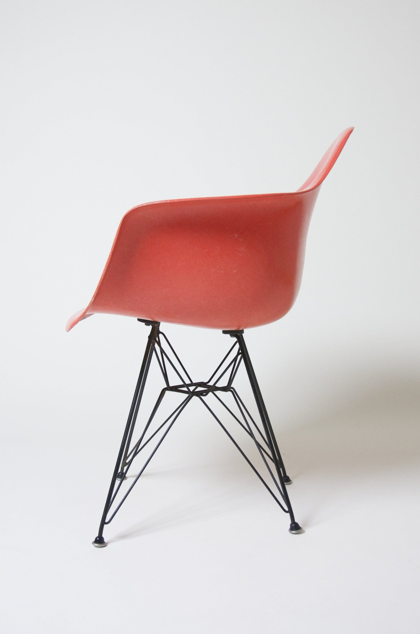 SOLD 1958 Original Eames Eiffel Tower Herman Miller Fiberglass Arm Shell Chair
