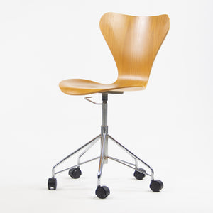 SOLD Arne Jacobsen Vintage 3117 Rolling Desk Chair by Fritz Hansen Denmark