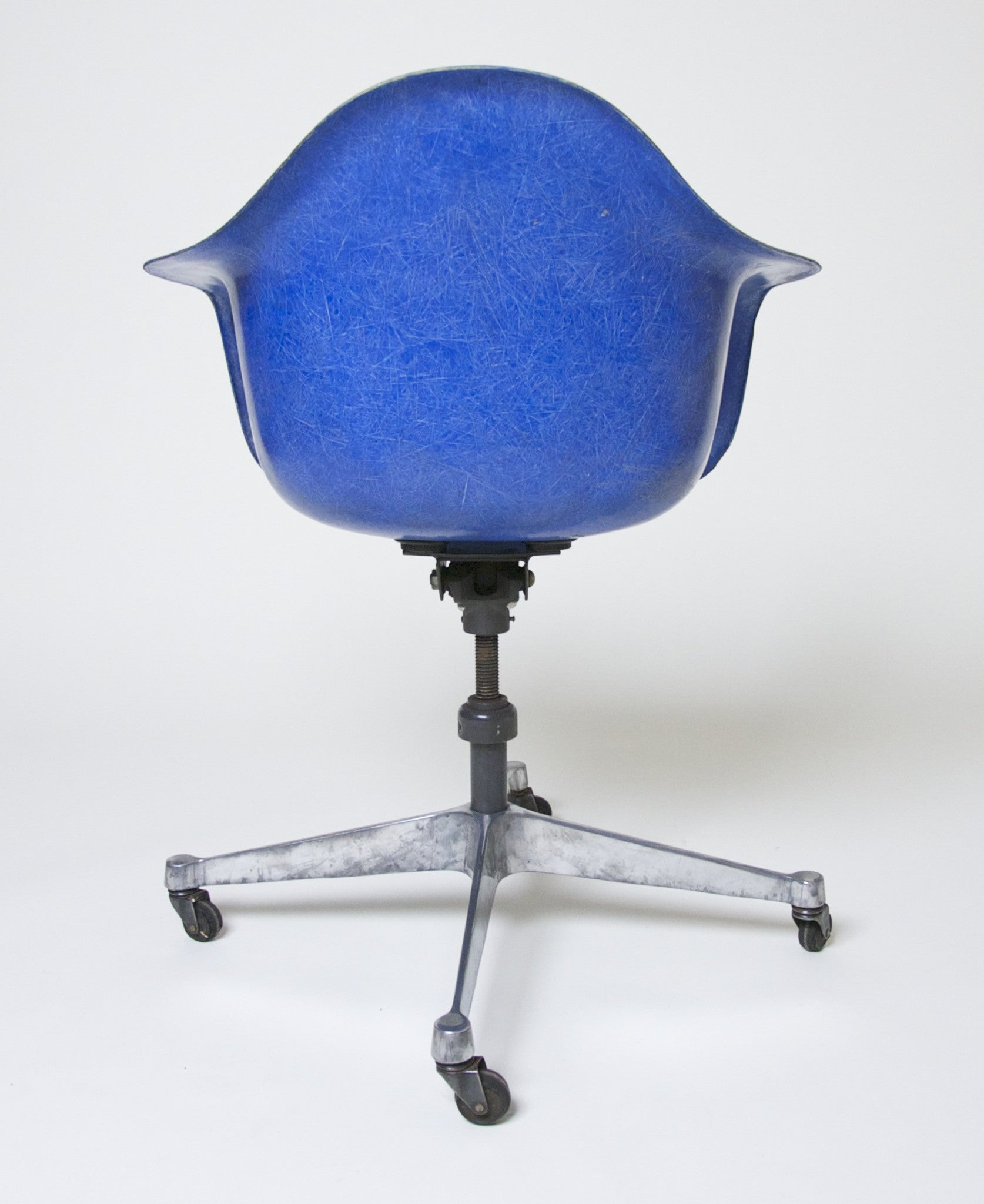 SOLD Rare 1969 Original Eames DAT Herman Miller Fiberglass Shell Chair In Bright Blue