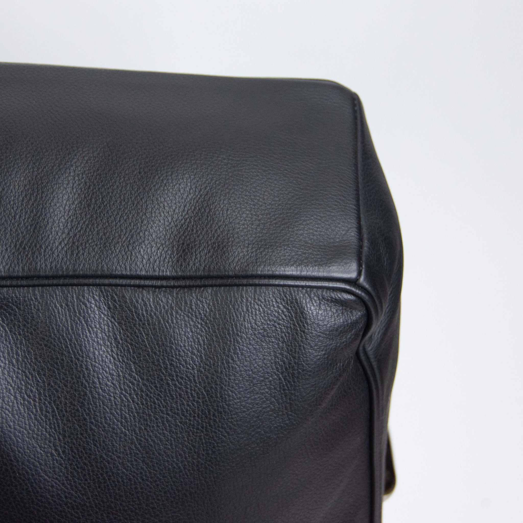 SOLD 2010's Cassina Italy Le Corbusier LC5 Two-Seater Sofa Daybed Black Leather