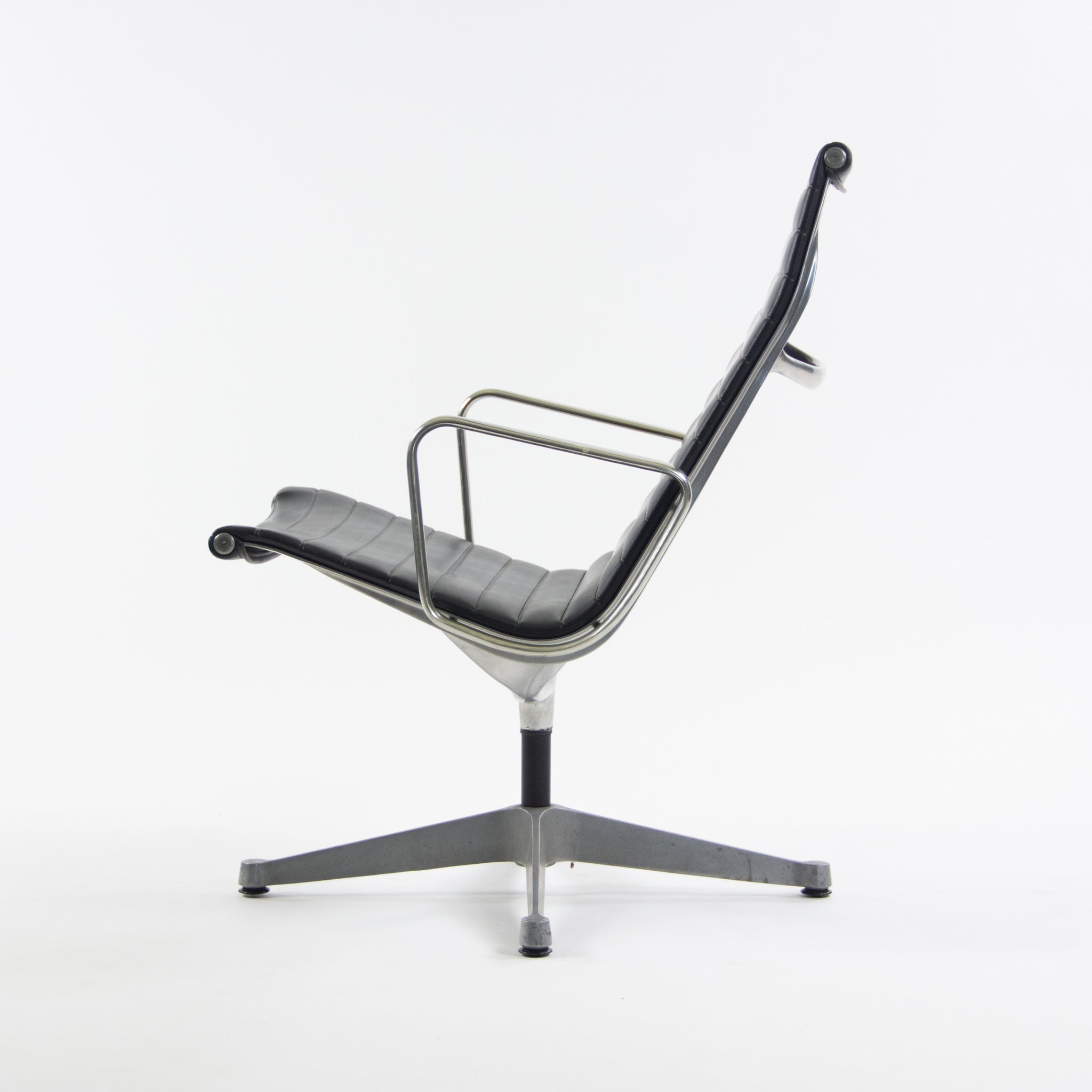SOLD Eames Herman Miller Museum Quality Aluminum Group Lounge Chair Black Upholstery