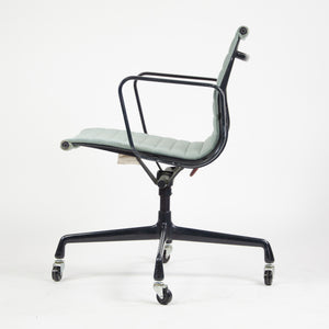 SOLD Herman Miller Eames 1985 Aluminum Group Executive Desk Chair Blue/Gray Fabric 2x