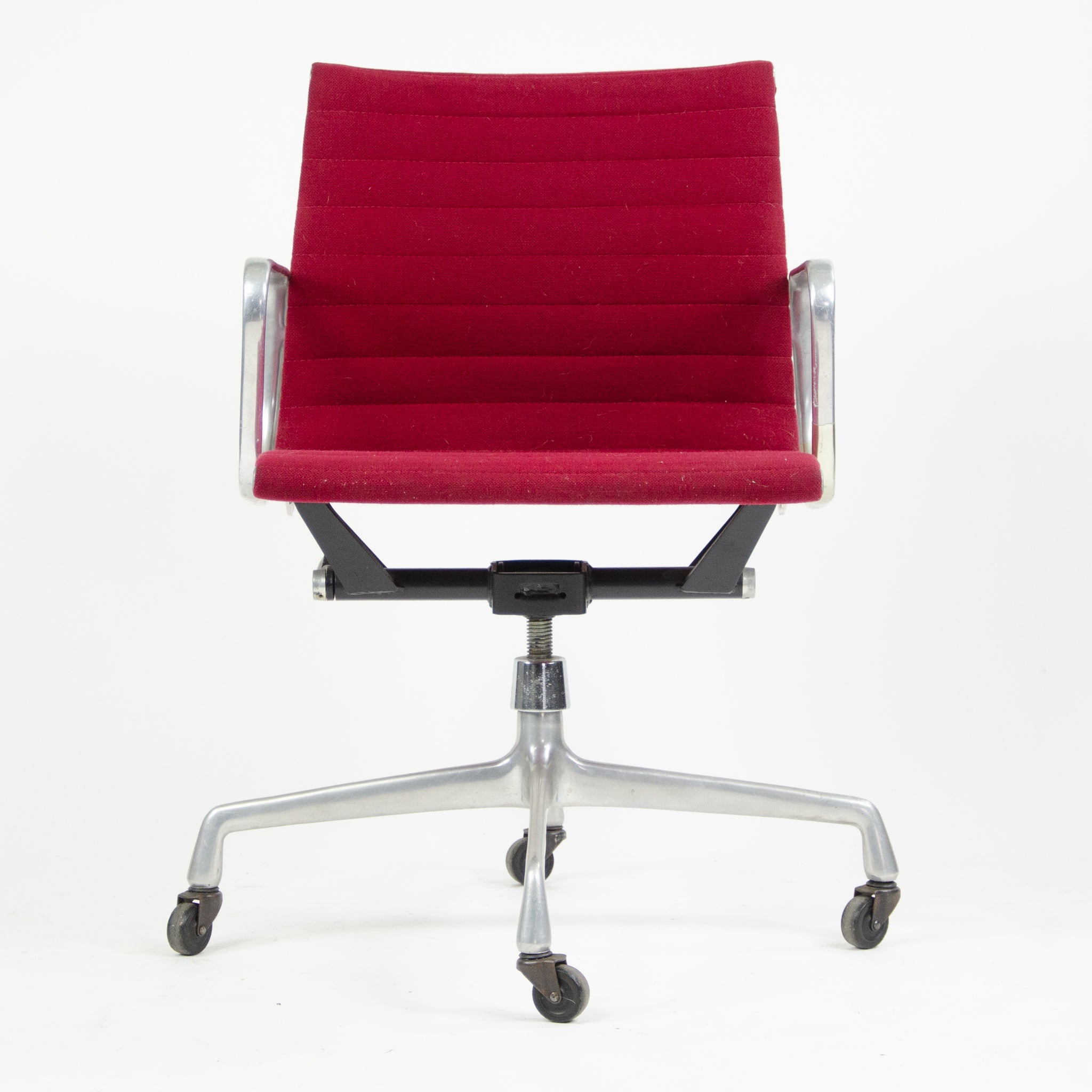 SOLD Herman Miller Eames 1982 Aluminum Group Executive Desk Chair Red Fabric