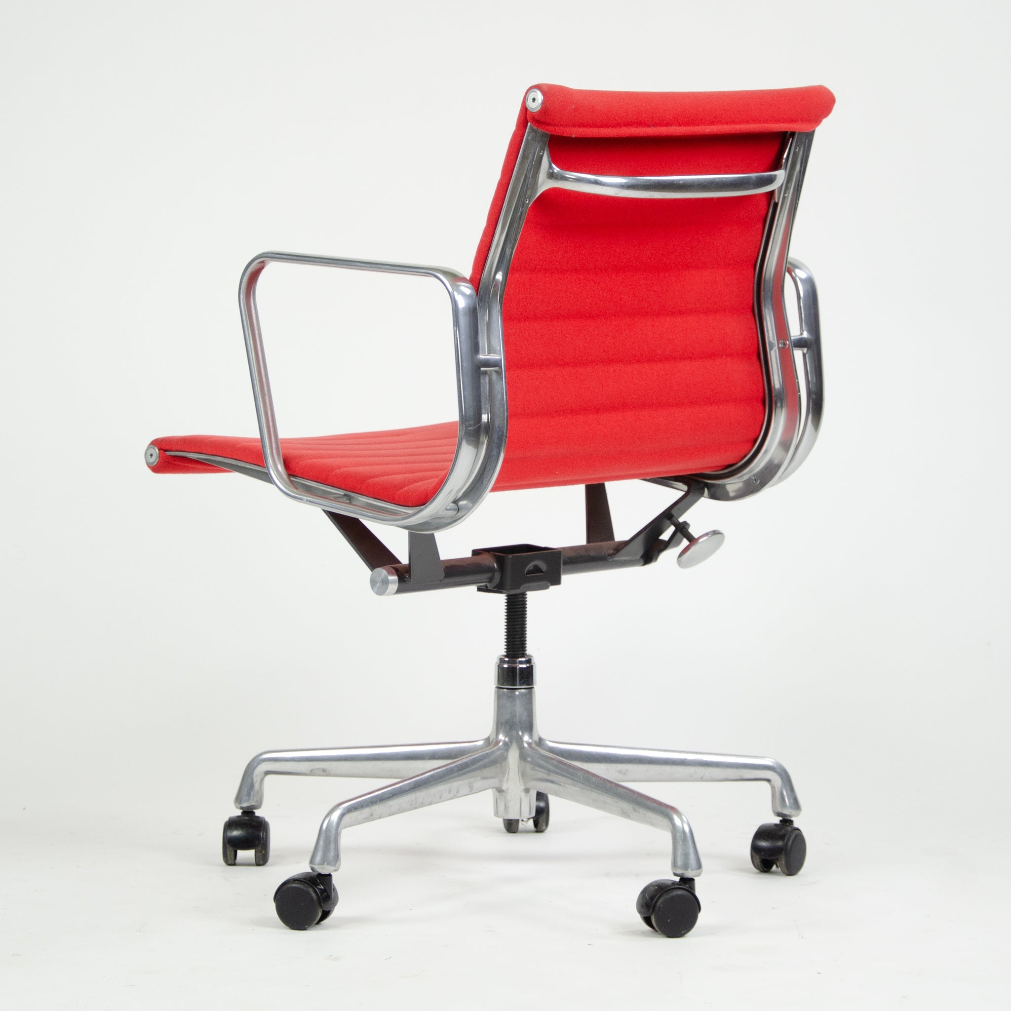 SOLD Herman Miller Eames 2007 Aluminum Group Executive Desk Chair Red Fabric 2x Available