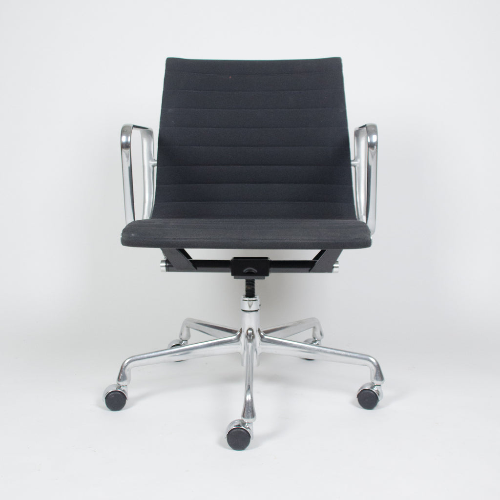 SOLD Eames Herman Miller Aluminum Group Executive Desk Chairs Black Fabric 16 Available