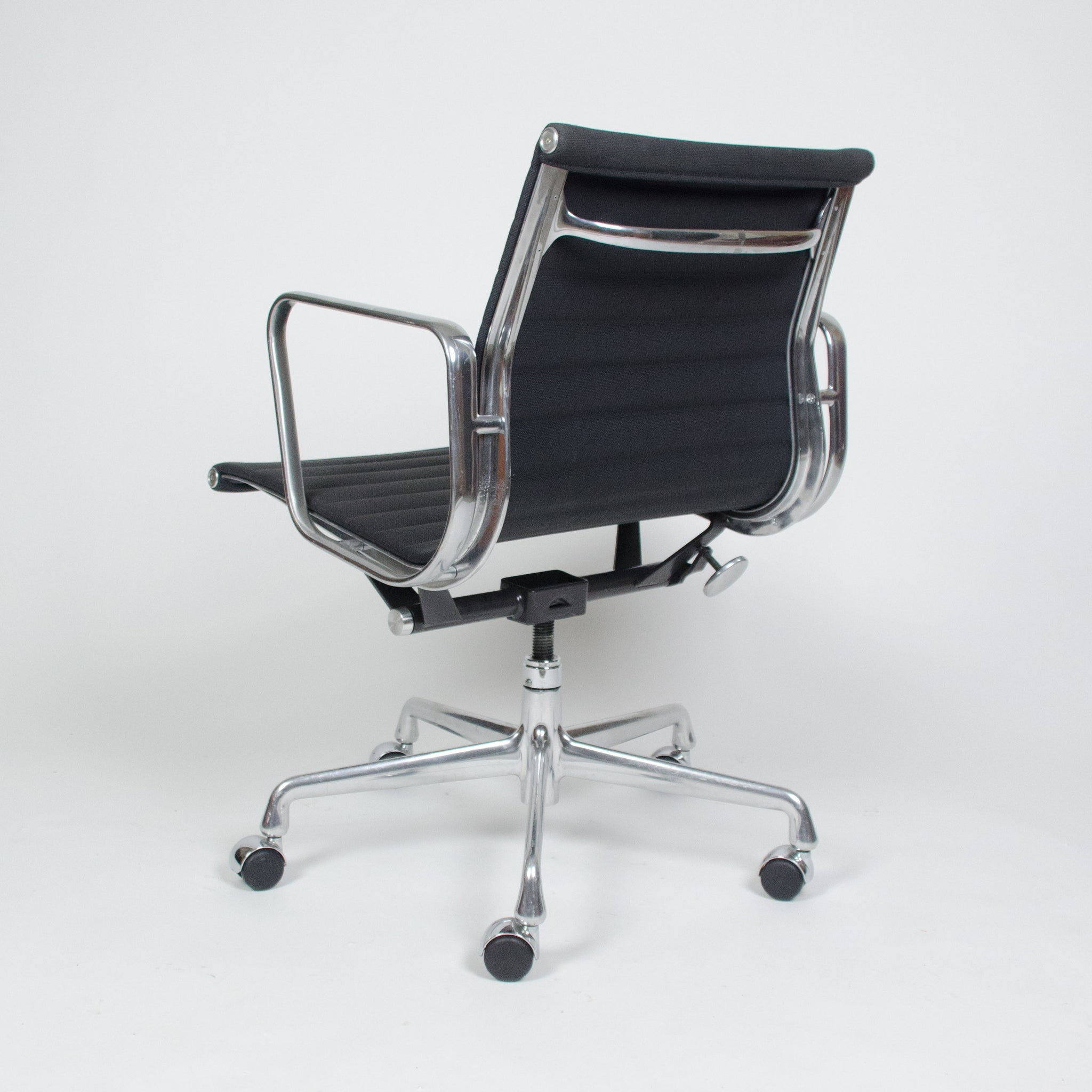 SOLD Eames Herman Miller Aluminum Group Executive Desk Chairs Black Fabric 16 Available