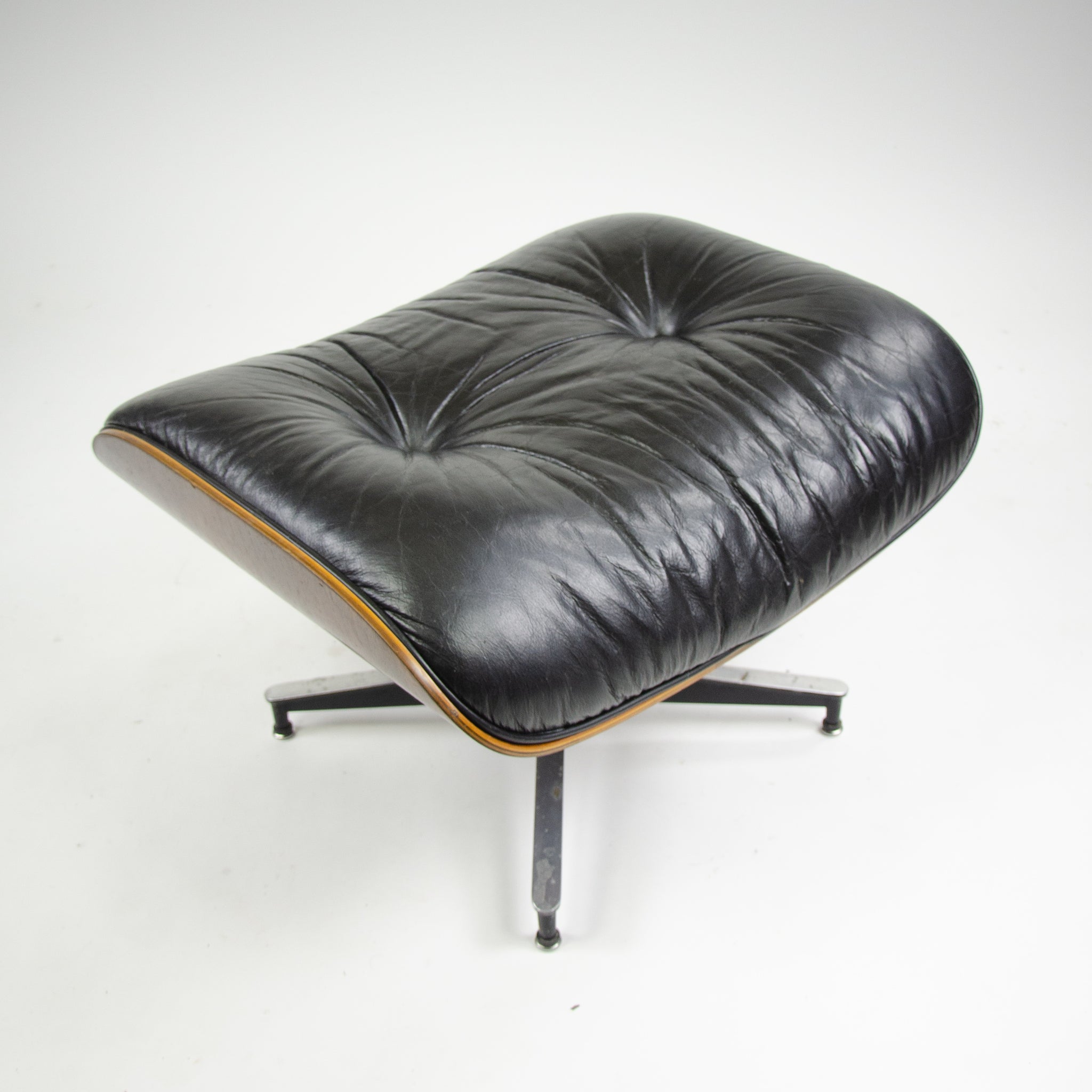 SOLD 1970's Herman Miller Eames Lounge Chair & Ottoman Rosewood 670 671 Black Leather