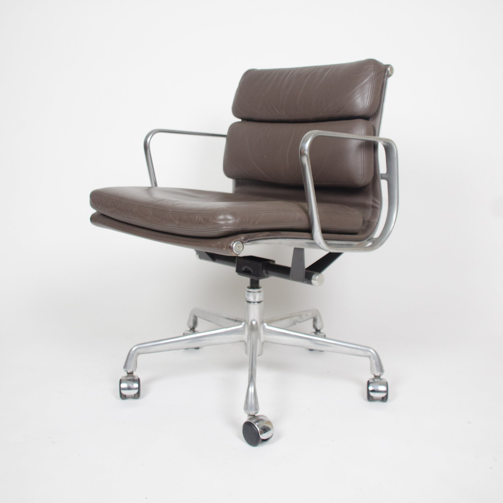 SOLD Eames Herman Miller Soft Pad Aluminum Group Chair Brown Leather Mint 3x