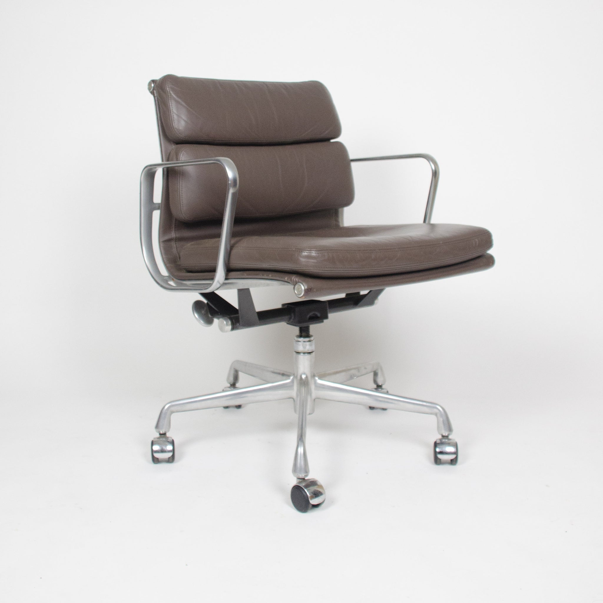 SOLD Eames Herman Miller Soft Pad Aluminum Group Chair Brown Leather Mint 3x