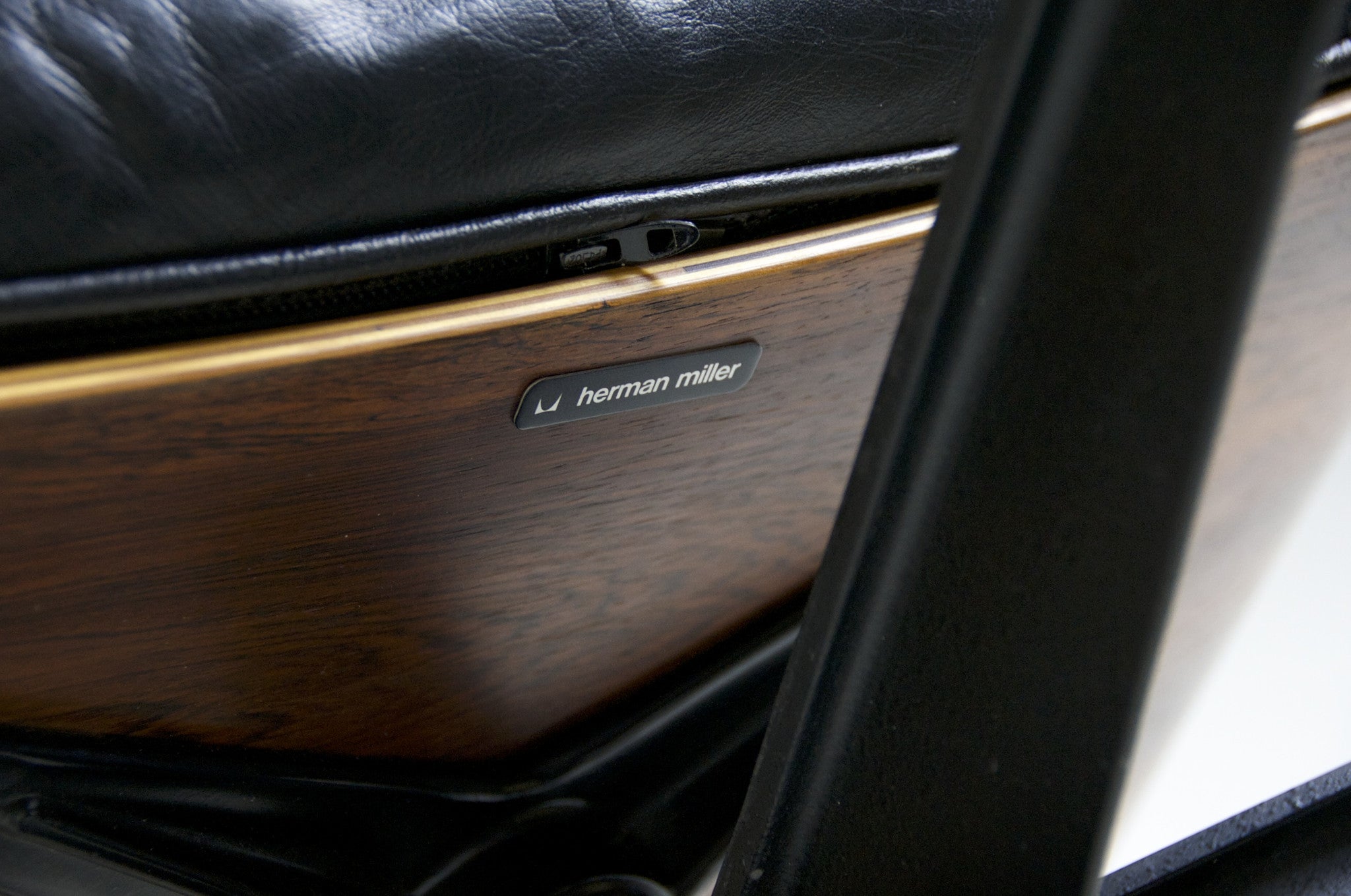 SOLD Herman Miller Eames Lounge Chair & Ottoman Rosewood 670 671