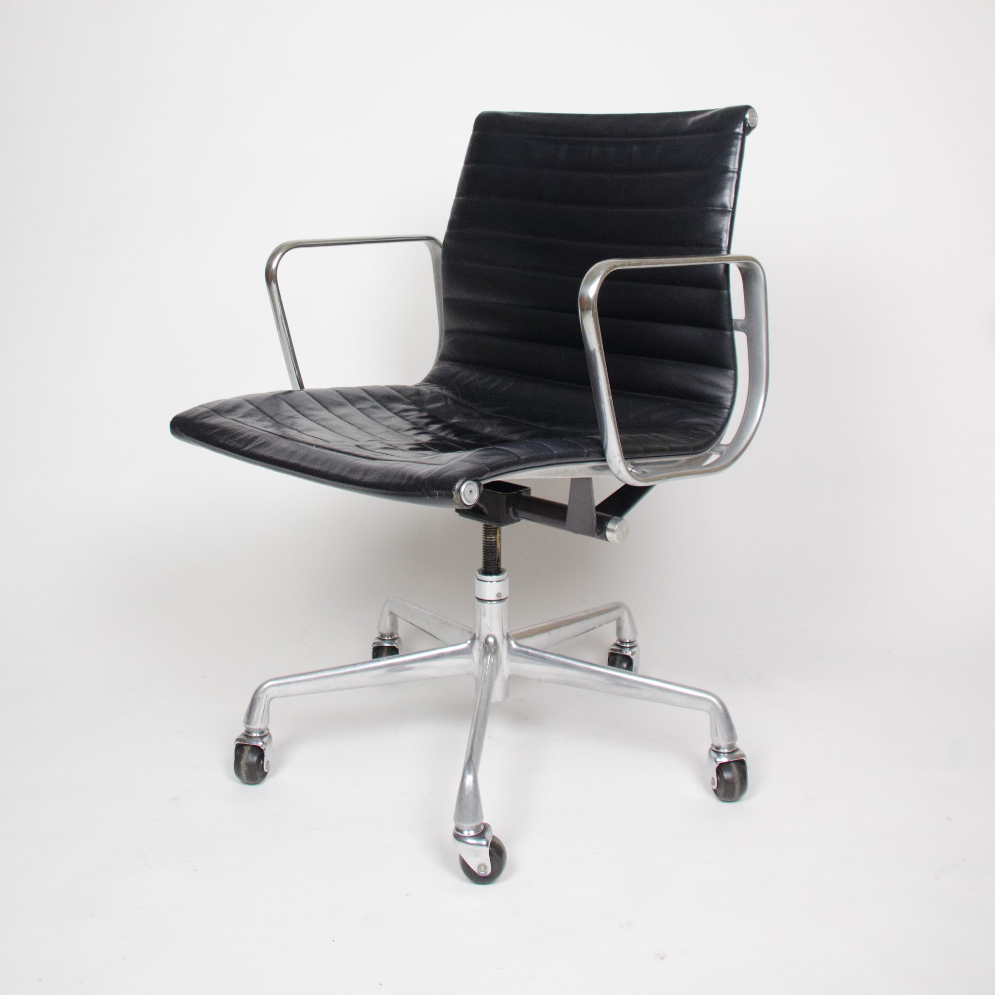 SOLD Eames Herman Miller Leather Low Executive Aluminum Group Desk Chairs