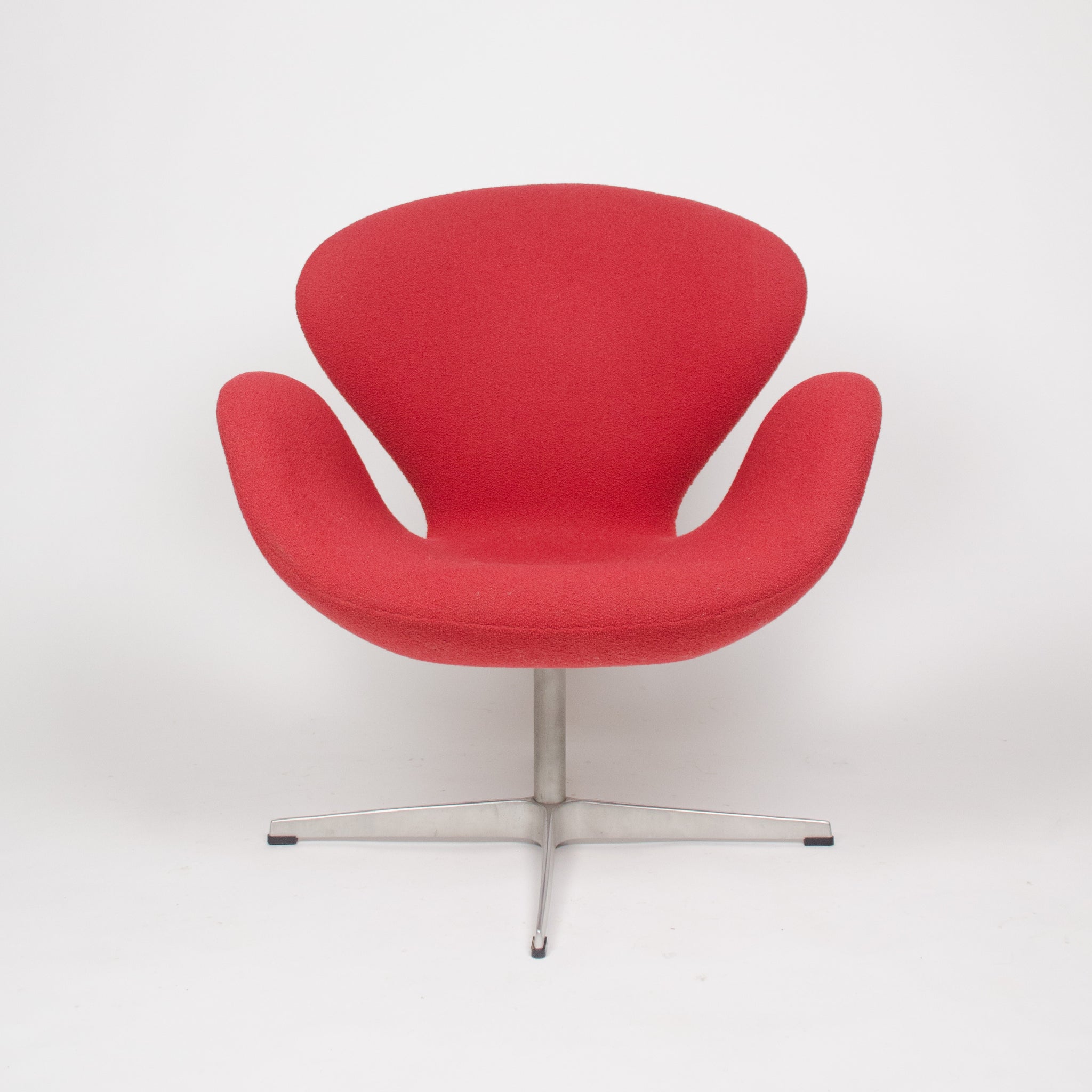SOLD Arne Jacobsen for Fritz Hansen Denmark Swan Chairs Knoll Studio (2x)