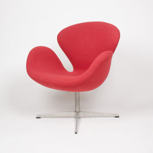 SOLD Arne Jacobsen for Fritz Hansen Denmark Swan Chairs Knoll Studio (2x)