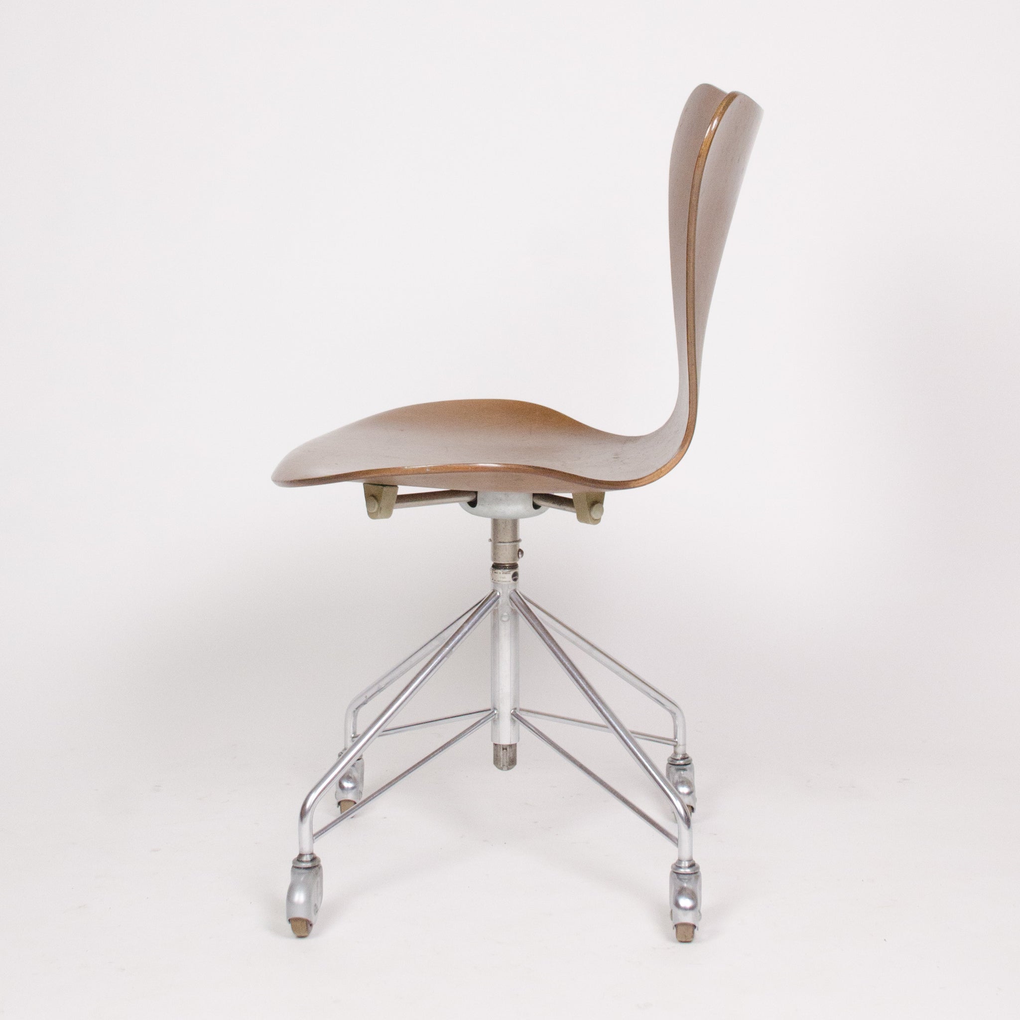 SOLD Arne Jacobsen 3117 for Fritz Hansen Denmark Rolling Desk Chair Vintage Original