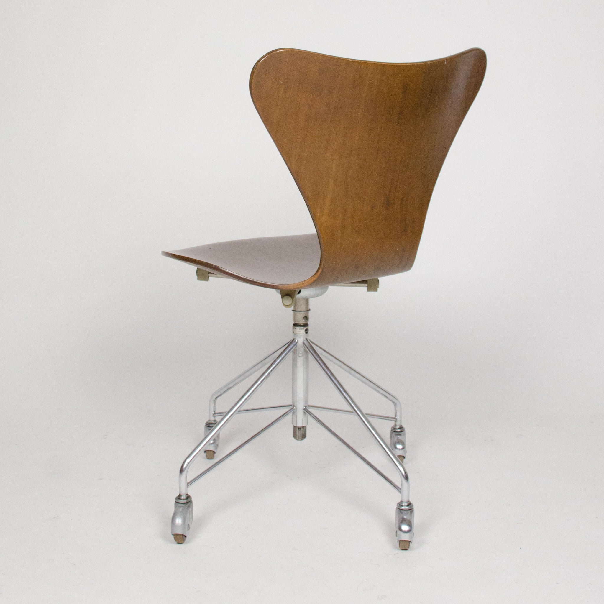 SOLD Arne Jacobsen 3117 for Fritz Hansen Denmark Rolling Desk Chair Vintage Original