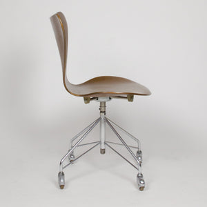 SOLD Arne Jacobsen 3117 for Fritz Hansen Denmark Rolling Desk Chair Vintage Original