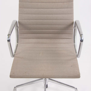 SOLD Herman Miller Eames 2010 Low Aluminum Group Management Desk Chair Tan Fabric