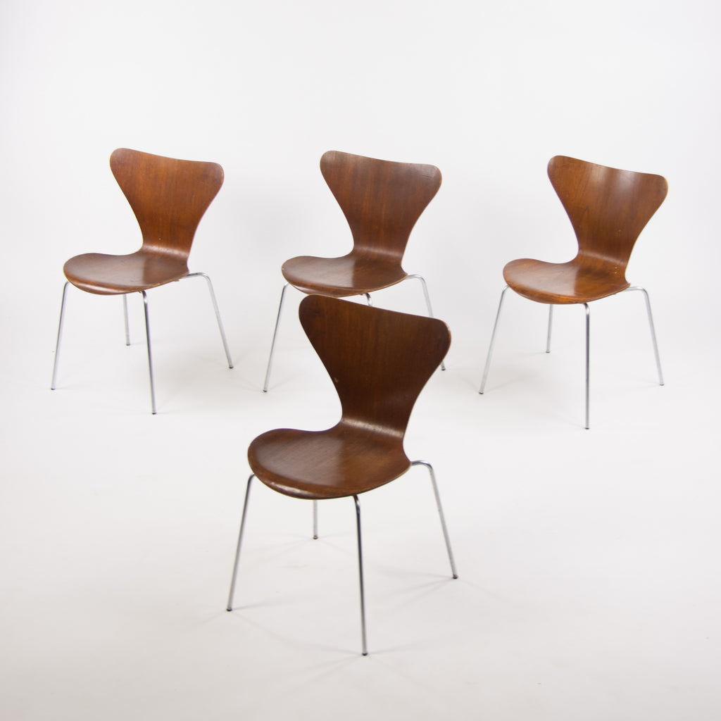 1960's Vintage Fritz Hansen Set of Four Teak Arne Jacobsen Series 7 Dining Chairs Stackable