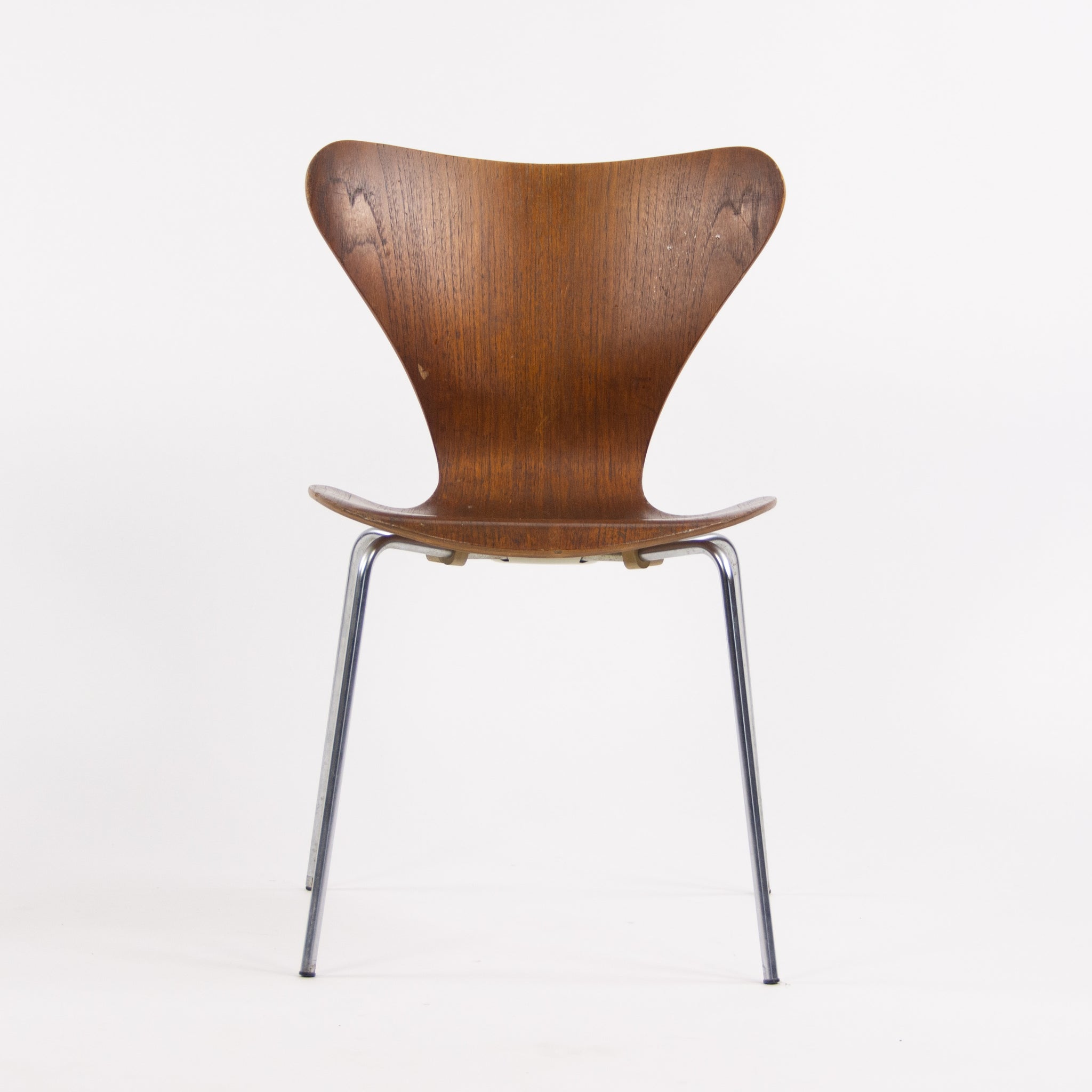 1960's Vintage Fritz Hansen Set of Four Teak Arne Jacobsen Series 7 Dining Chairs Stackable