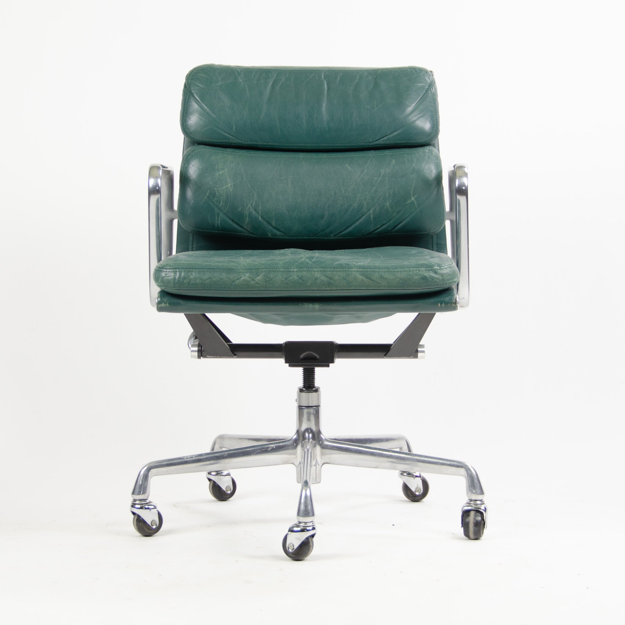 SOLD Herman Miller Eames 1987 Soft Pad Low Aluminum Group Chair Green Leather 14x Available