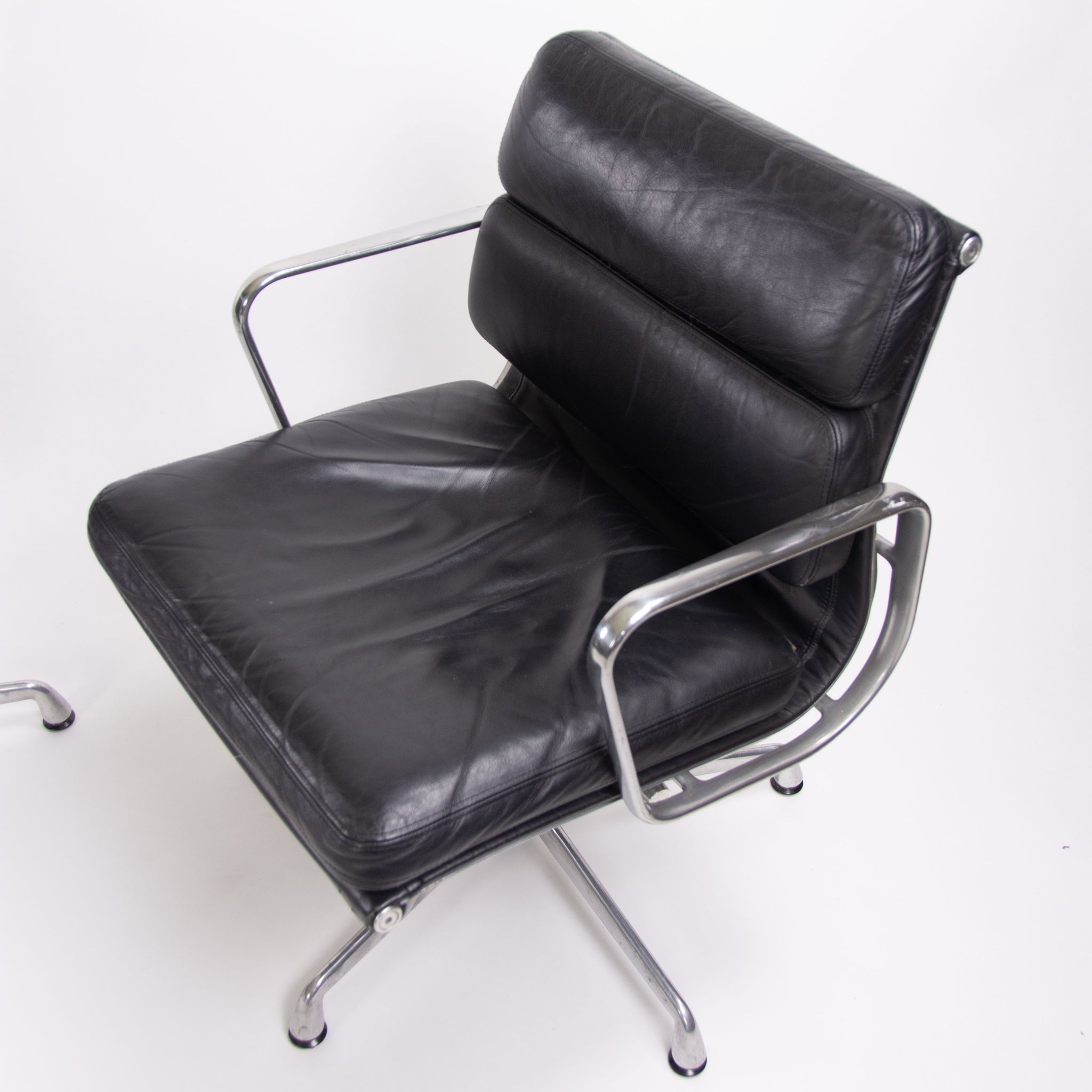 SOLD Herman Miller Eames Soft Pad Aluminum Group Chair Black Leather 2000s 4x Available