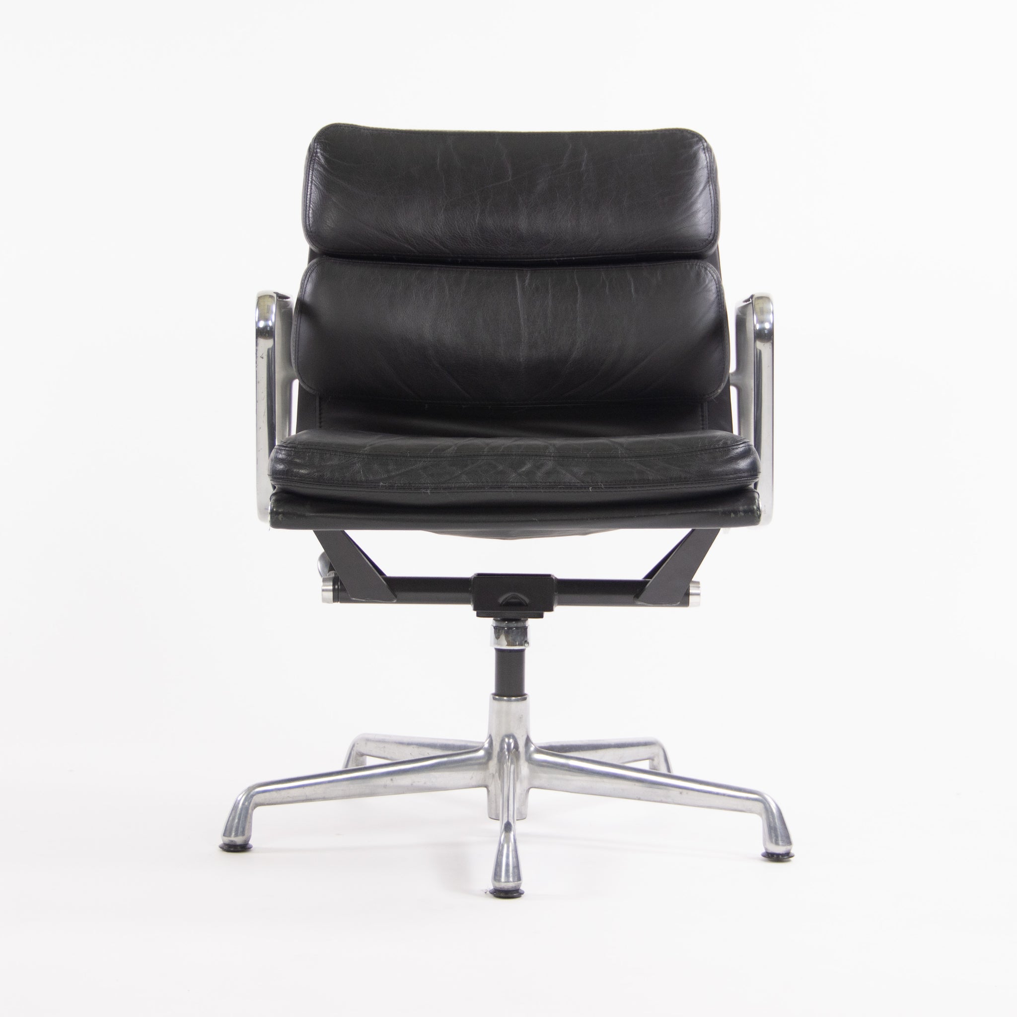 SOLD Herman Miller Eames Soft Pad Aluminum Group Chair Black Leather 2000s 4x Available