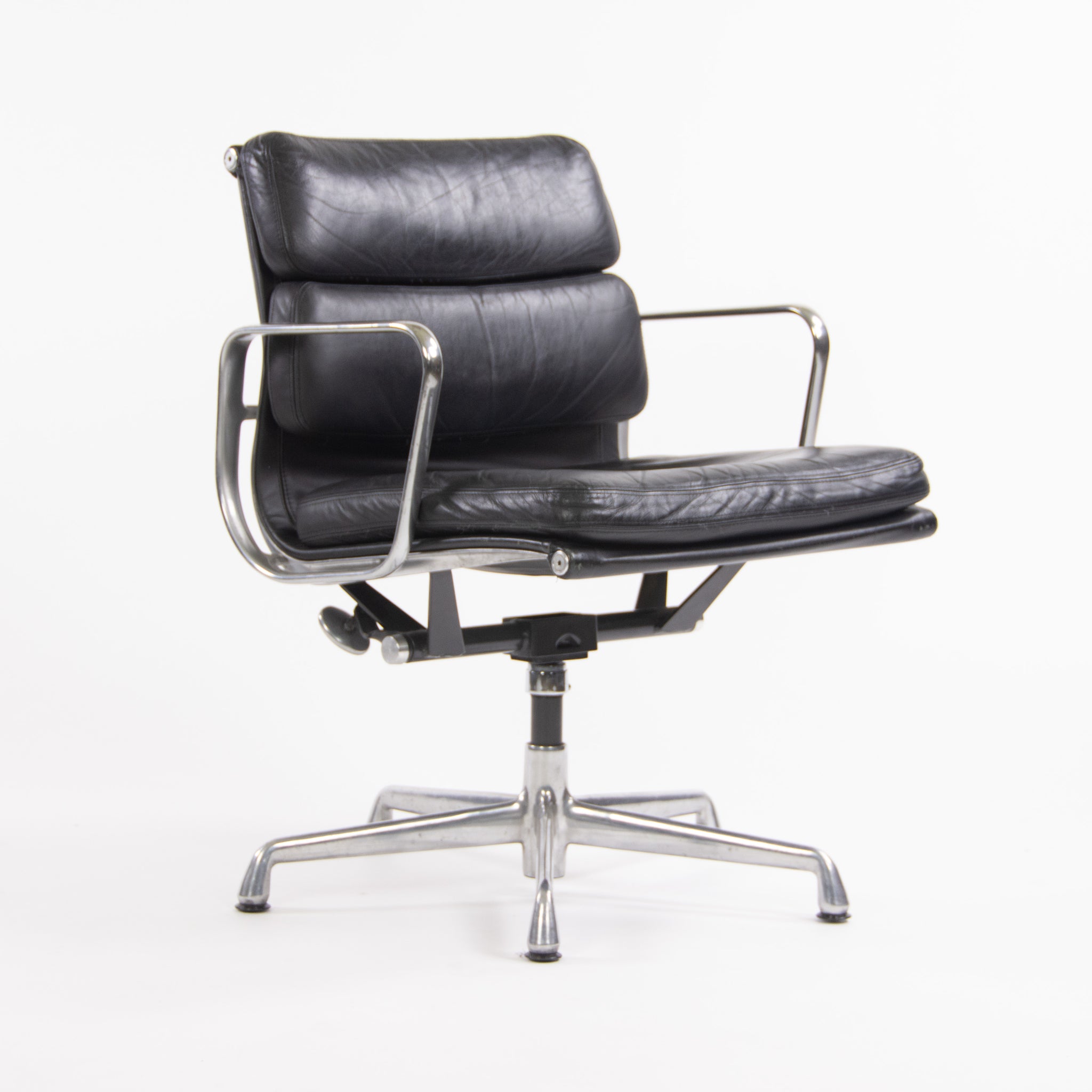 SOLD Herman Miller Eames Soft Pad Aluminum Group Chair Black Leather 2000s 4x Available