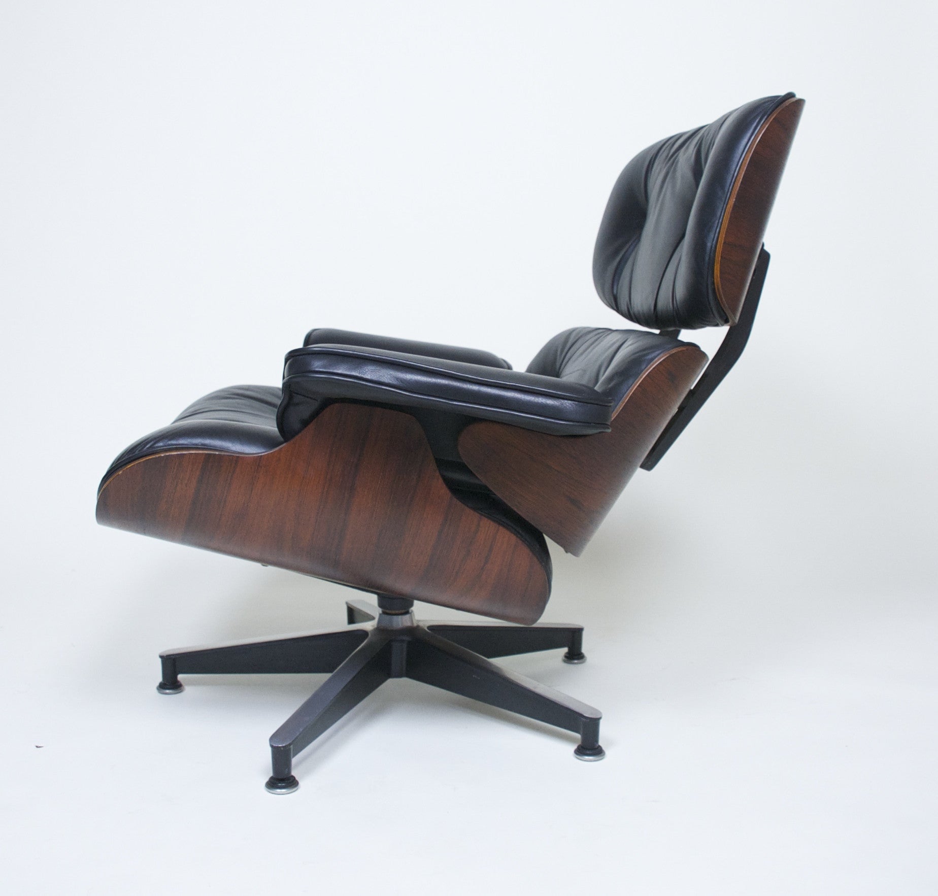 SOLD Herman Miller 1957 Eames Lounge Chair & Ottoman Rosewood 670 671