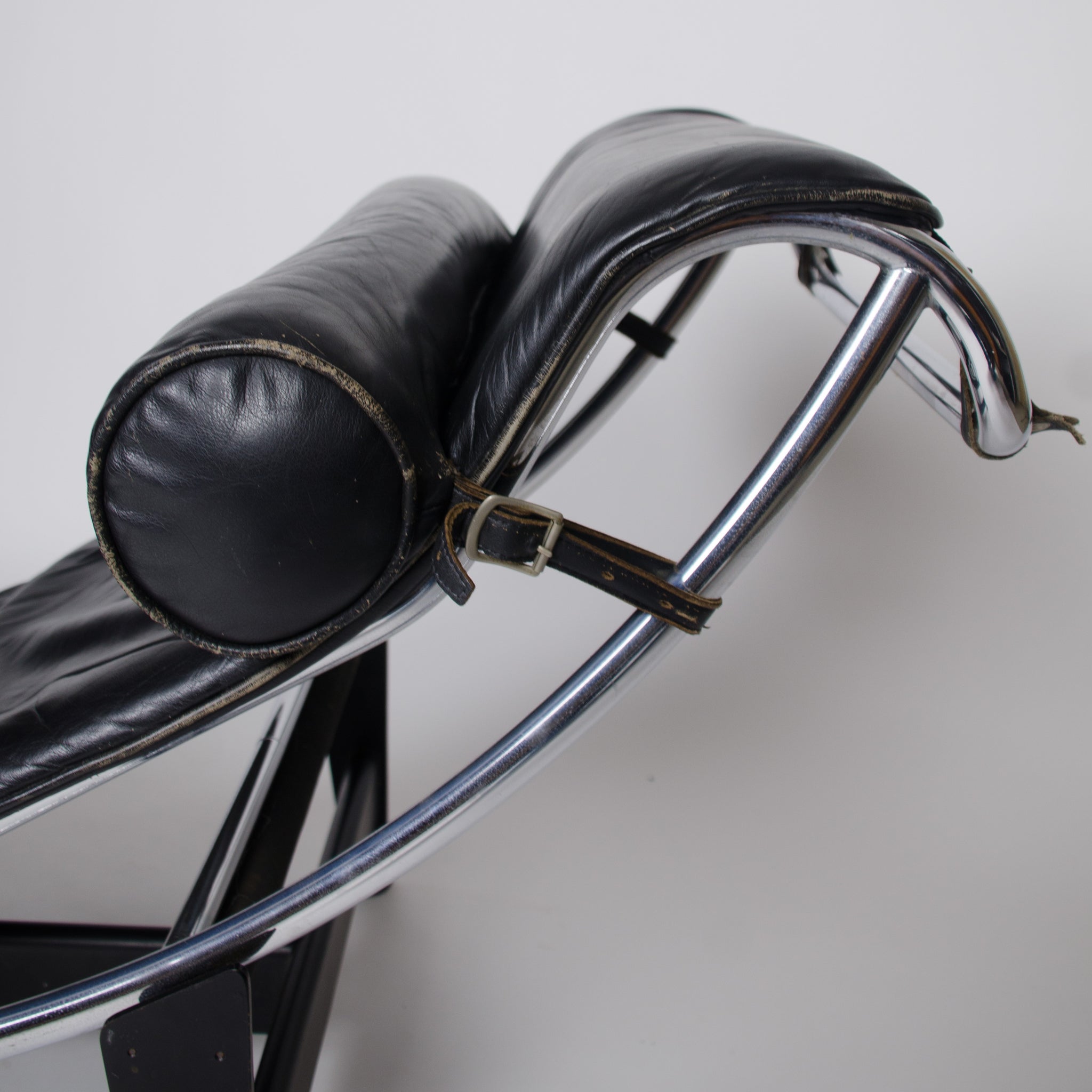 SOLD Cassina Le Corbusier LC4 Chaise Lounge Chair Vintage Original