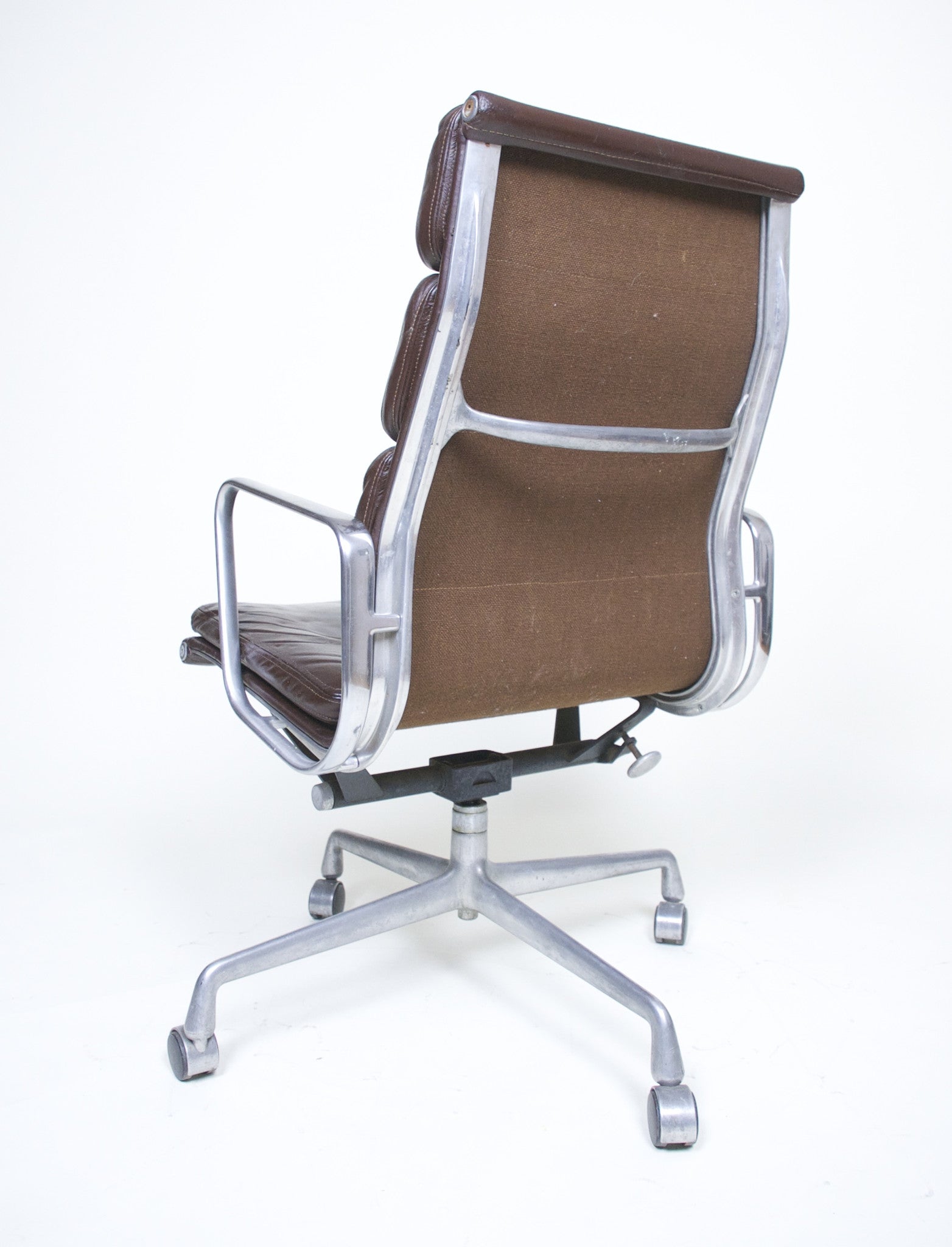 SOLD Eames Herman Miller 1970's Soft Pad Aluminum Group Executive Chair Brown