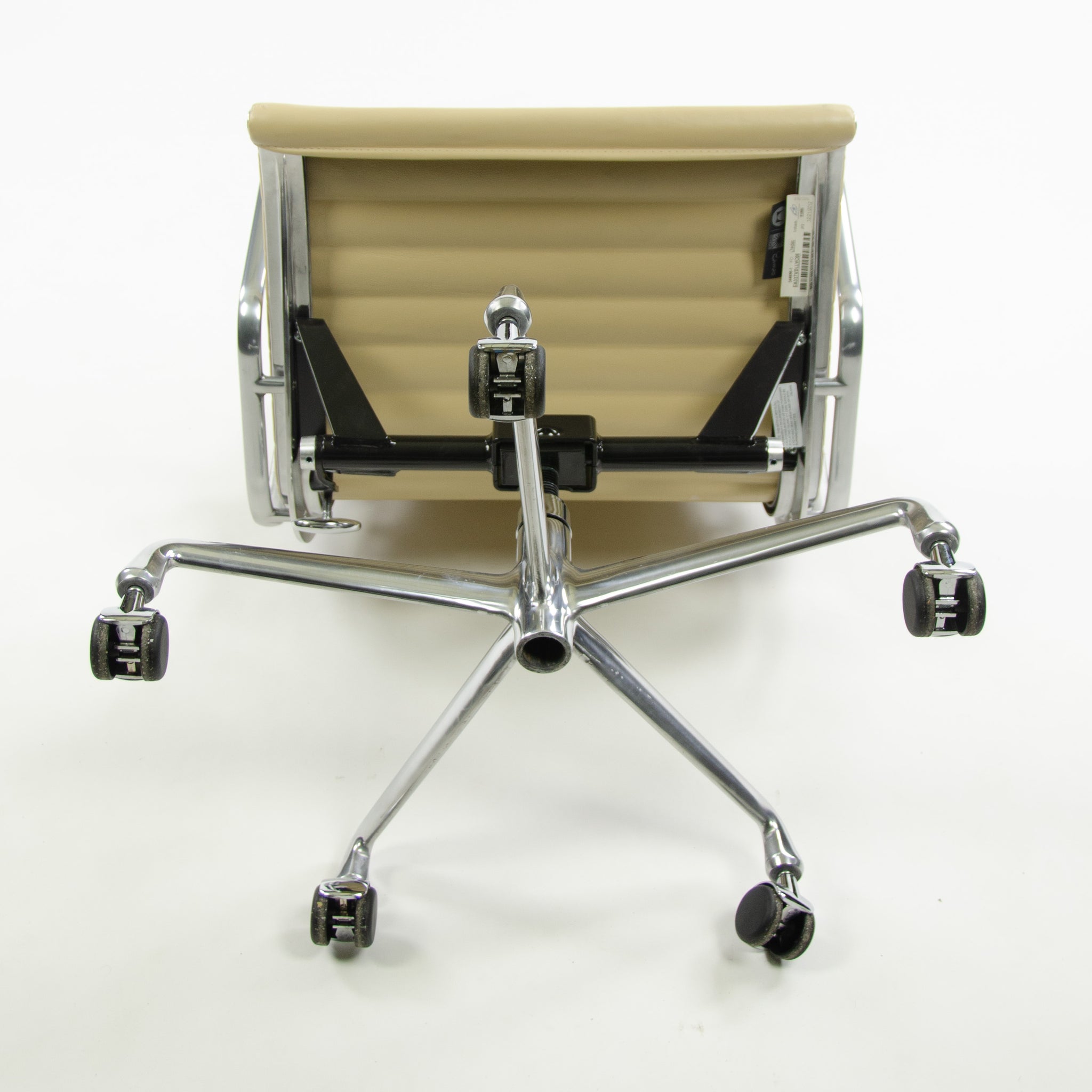 SOLD Herman Miller Eames Aluminum Group High Back Chair 2012 Creme MINT