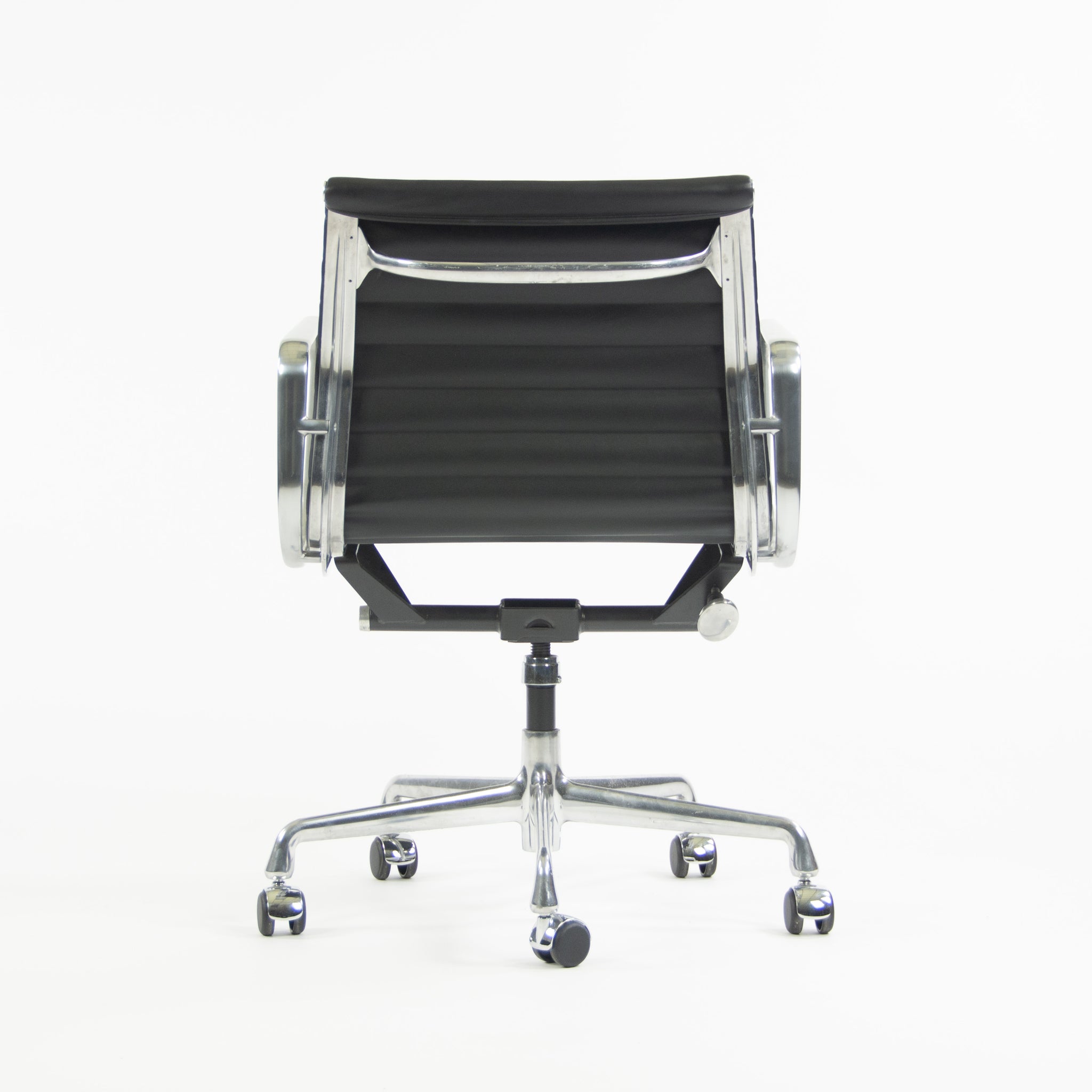 SOLD Herman Miller Eames 2010's Low Aluminum Group Management Desk Chair Black Leather
