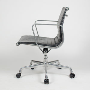 SOLD Herman Miller Eames Low Aluminum Group Executive Desk Chair Black Leather 2007