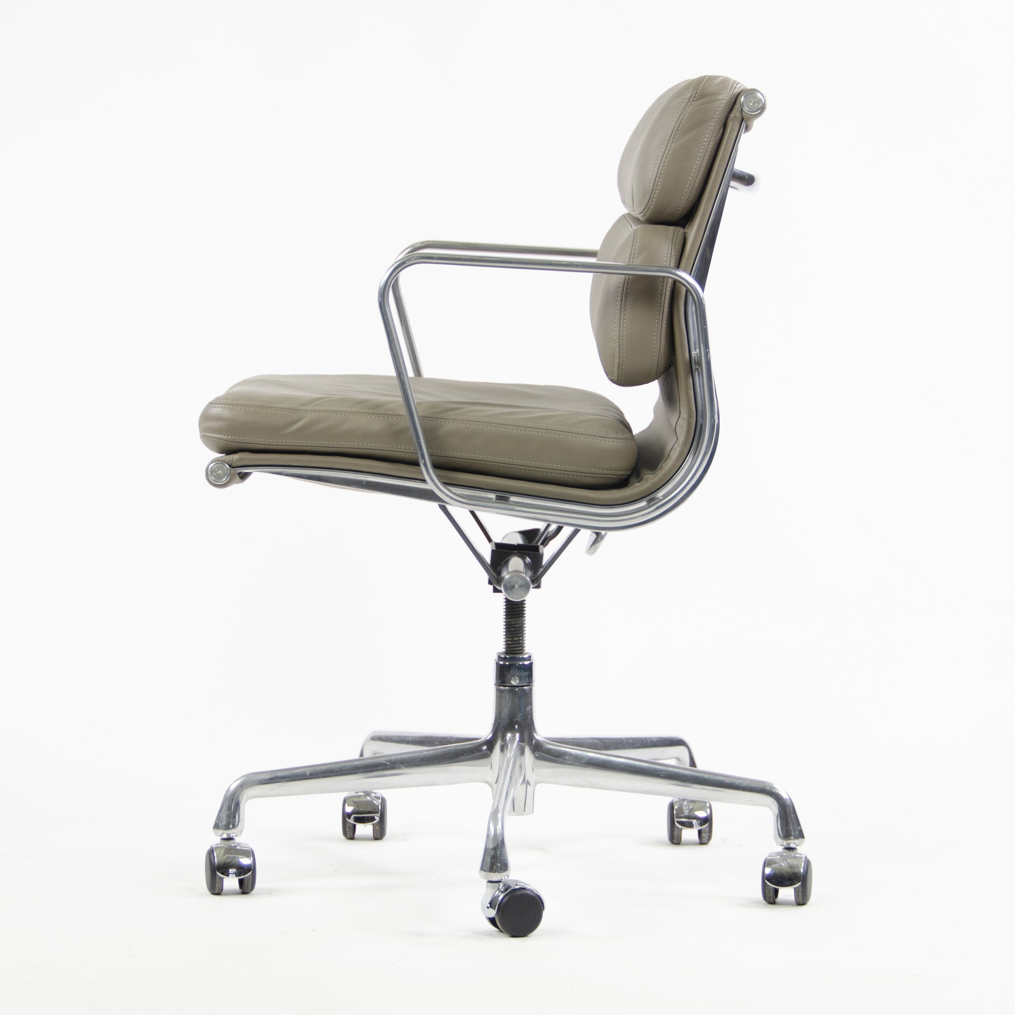 SOLD Herman Miller Eames Soft Pad Aluminum Group Chair Gray Leather 2005 2x Available '